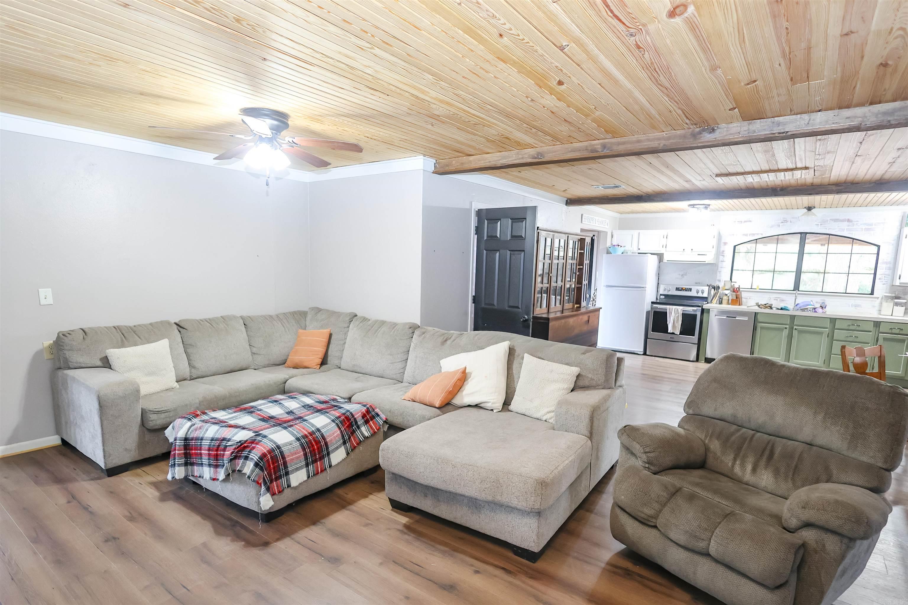 226 Sweet Home  Nashville, AR