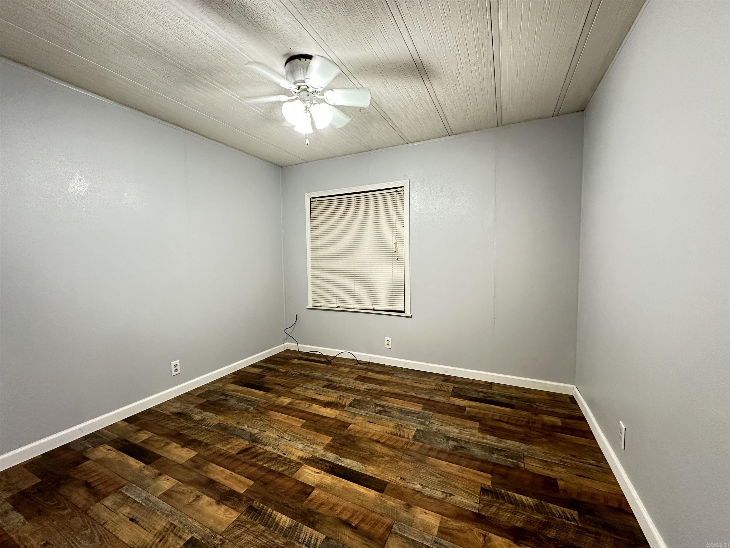 1573 Highway 294  Lonoke, AR