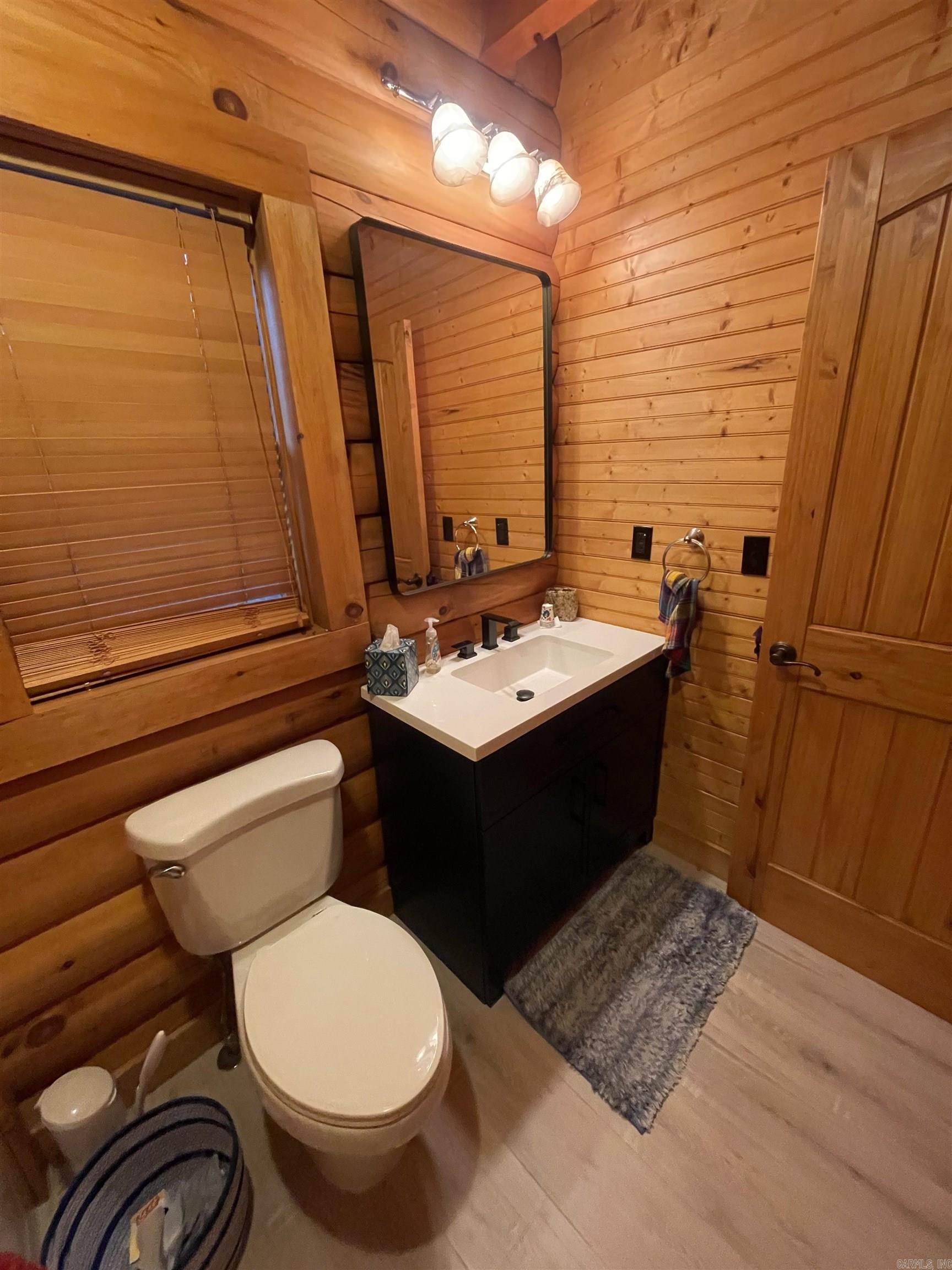 6 Holley Rd.  Edgemont, AR