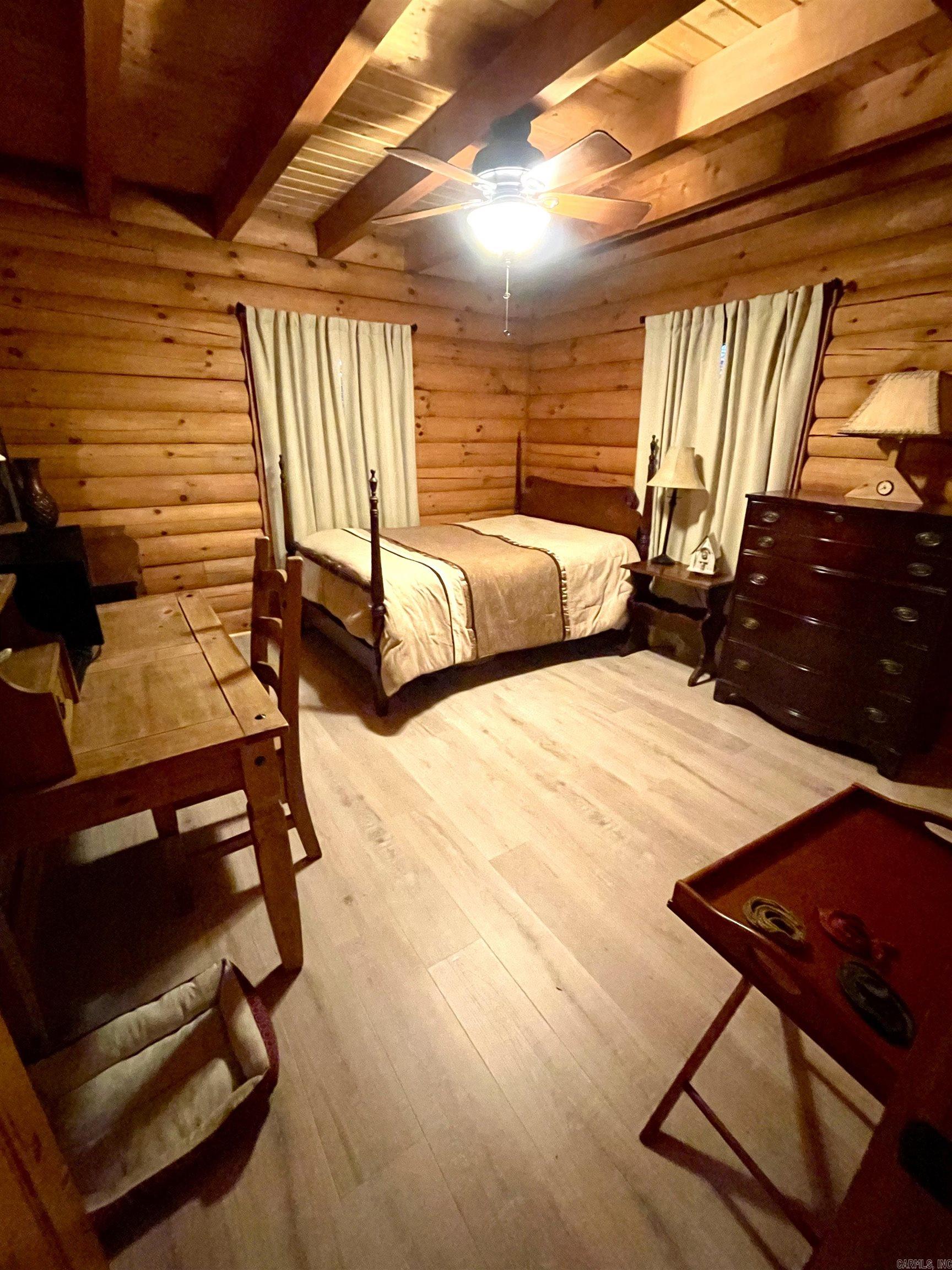 6 Holley Rd.  Edgemont, AR