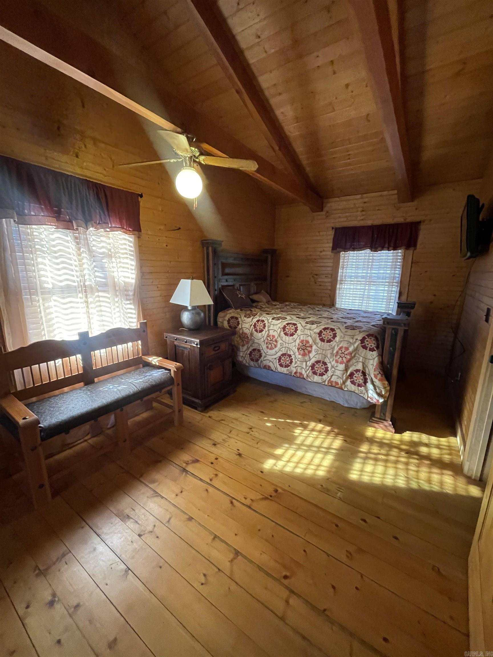 6 Holley Rd.  Edgemont, AR