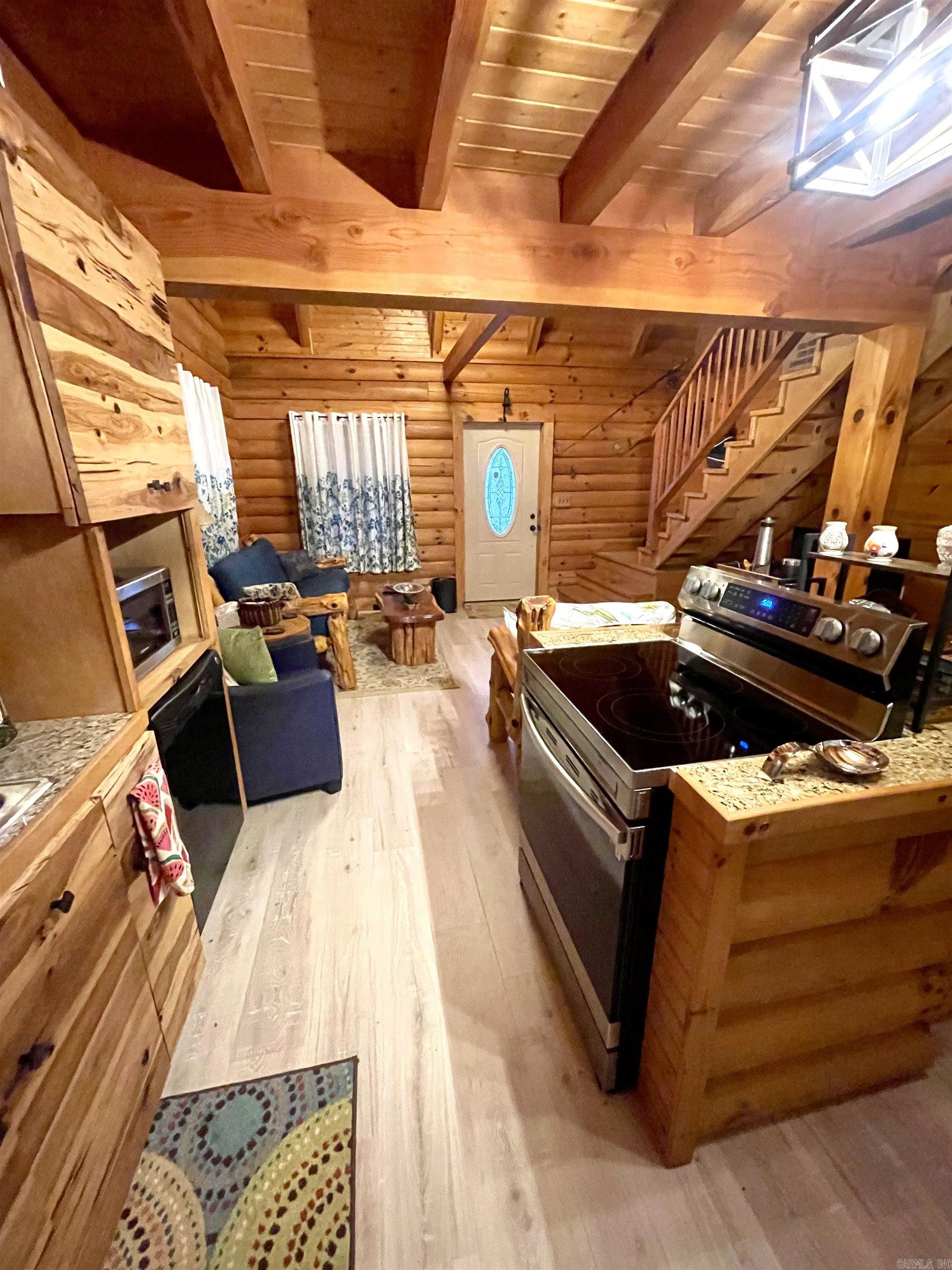 6 Holley Rd.  Edgemont, AR