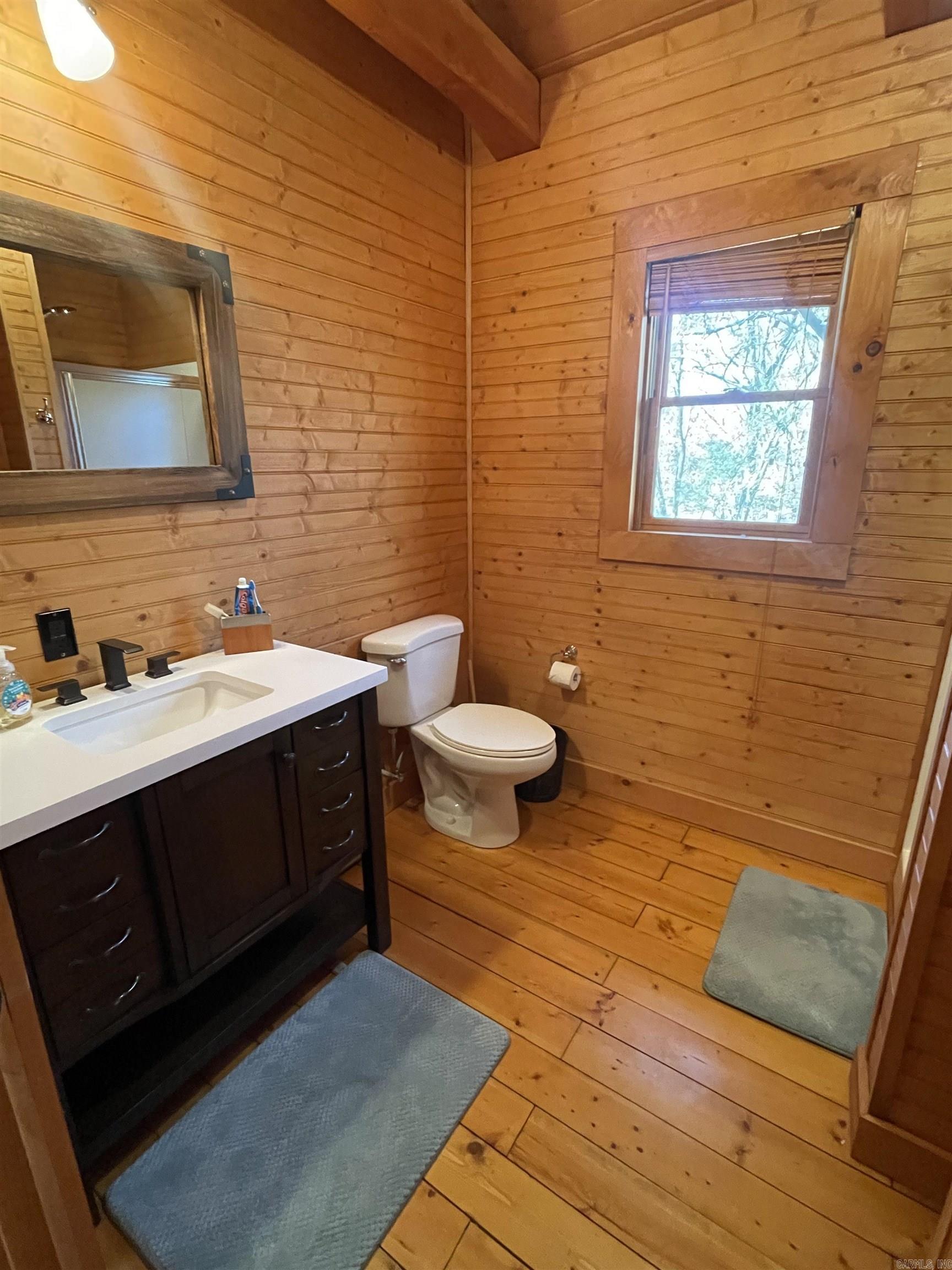 6 Holley Rd.  Edgemont, AR