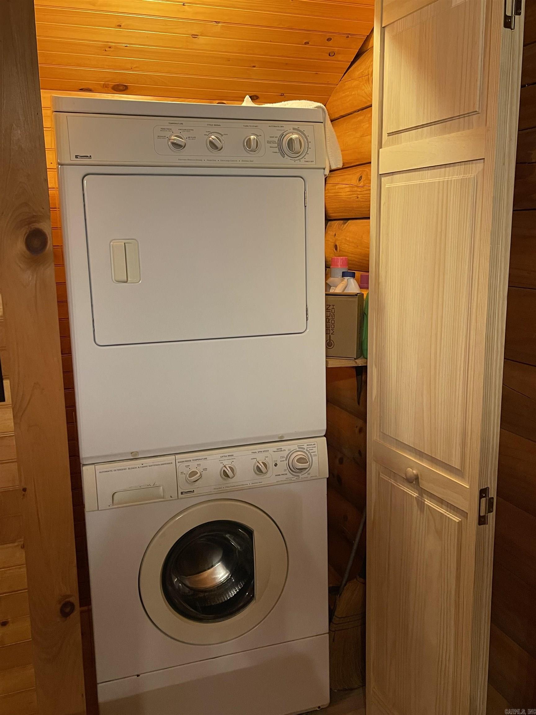 6 Holley Rd.  Edgemont, AR