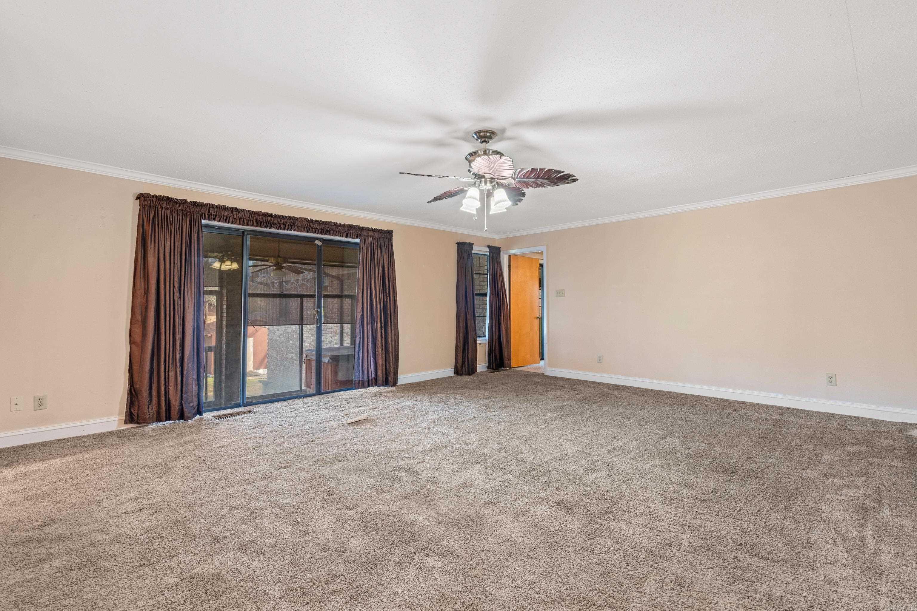 687 Terry Street Hot Springs, AR 71913