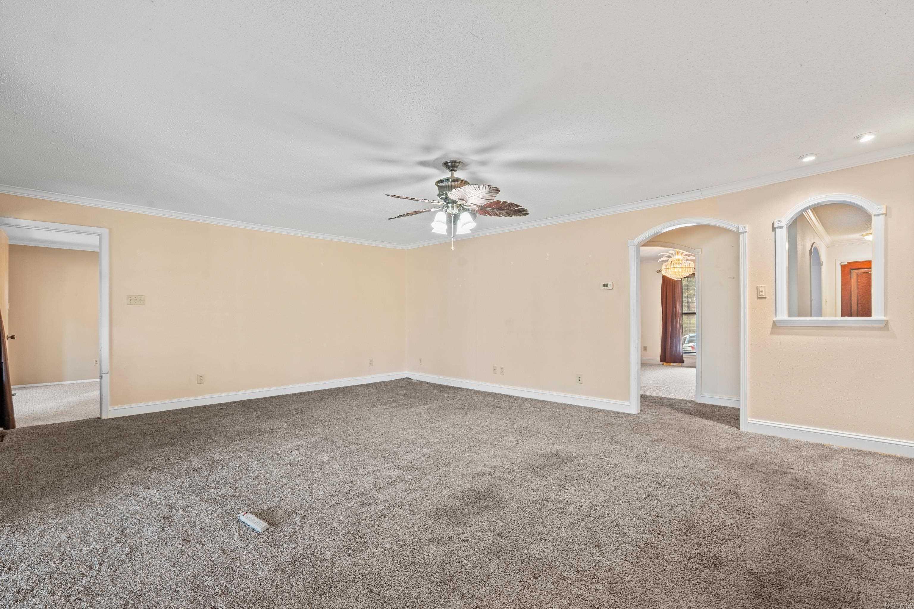 687 Terry Street Hot Springs, AR 71913