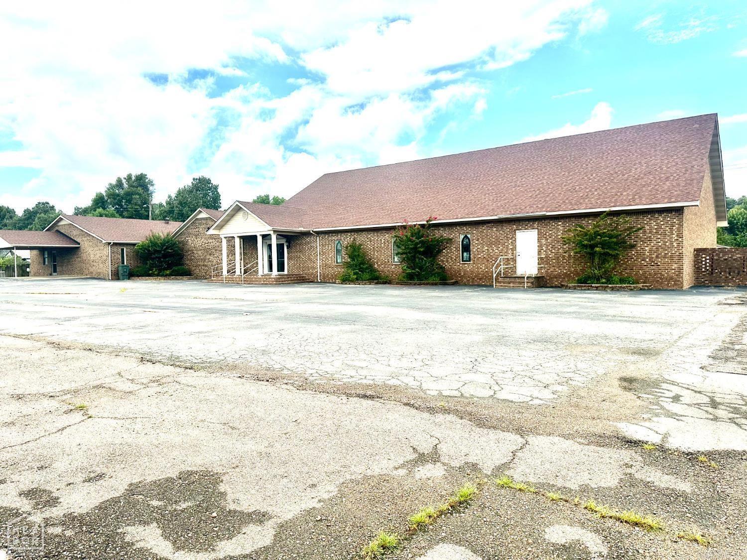 3203 Race  Jonesboro, AR