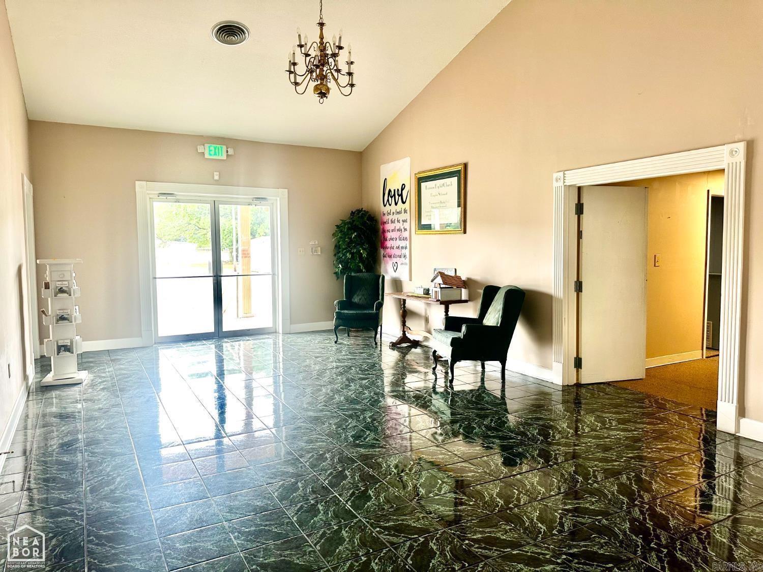 3203 Race  Jonesboro, AR