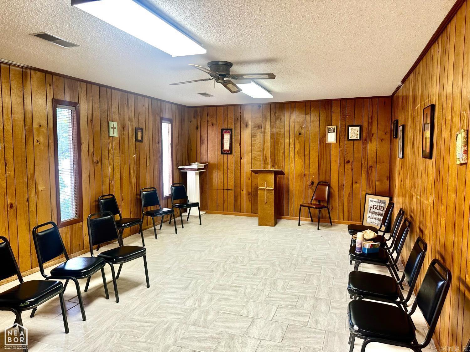 3203 Race  Jonesboro, AR