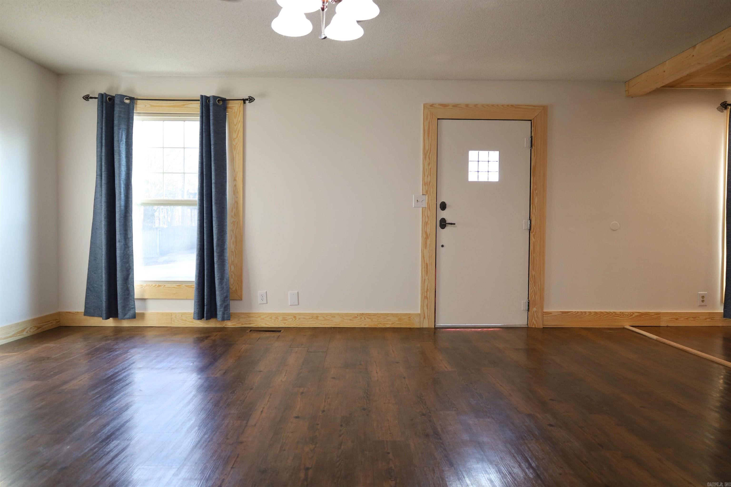 919 W Mueller  Paragould, AR