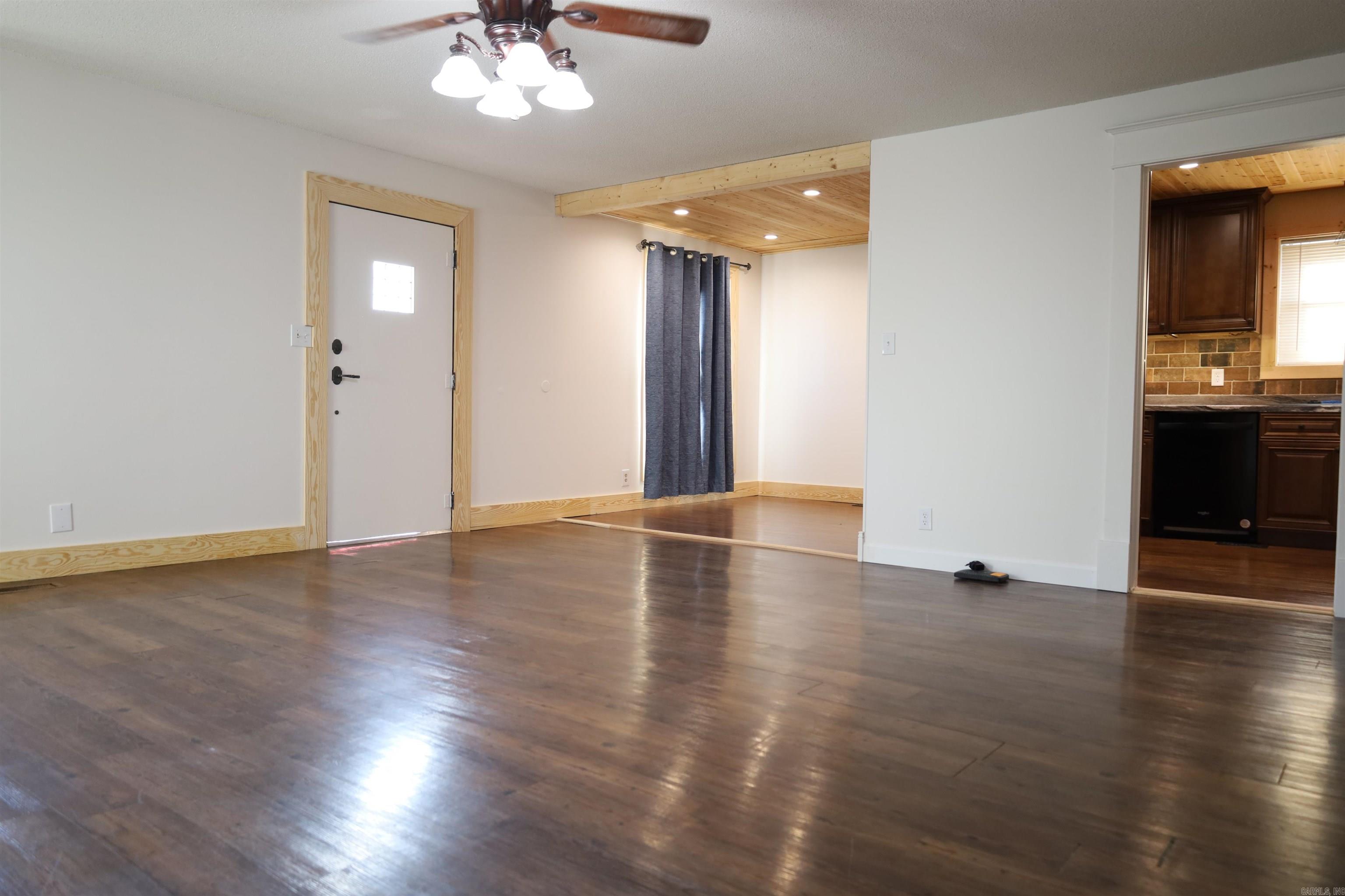 919 W Mueller  Paragould, AR