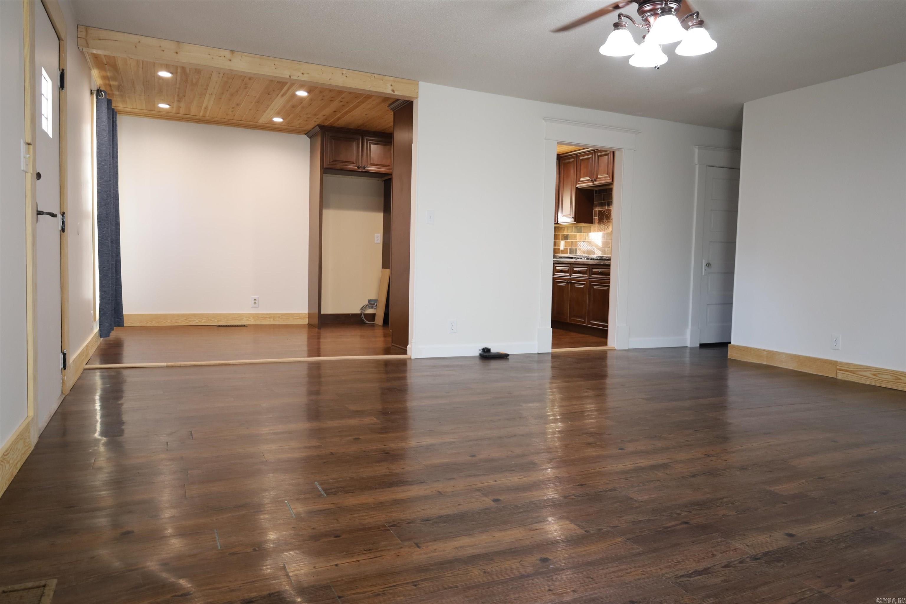 919 W Mueller  Paragould, AR