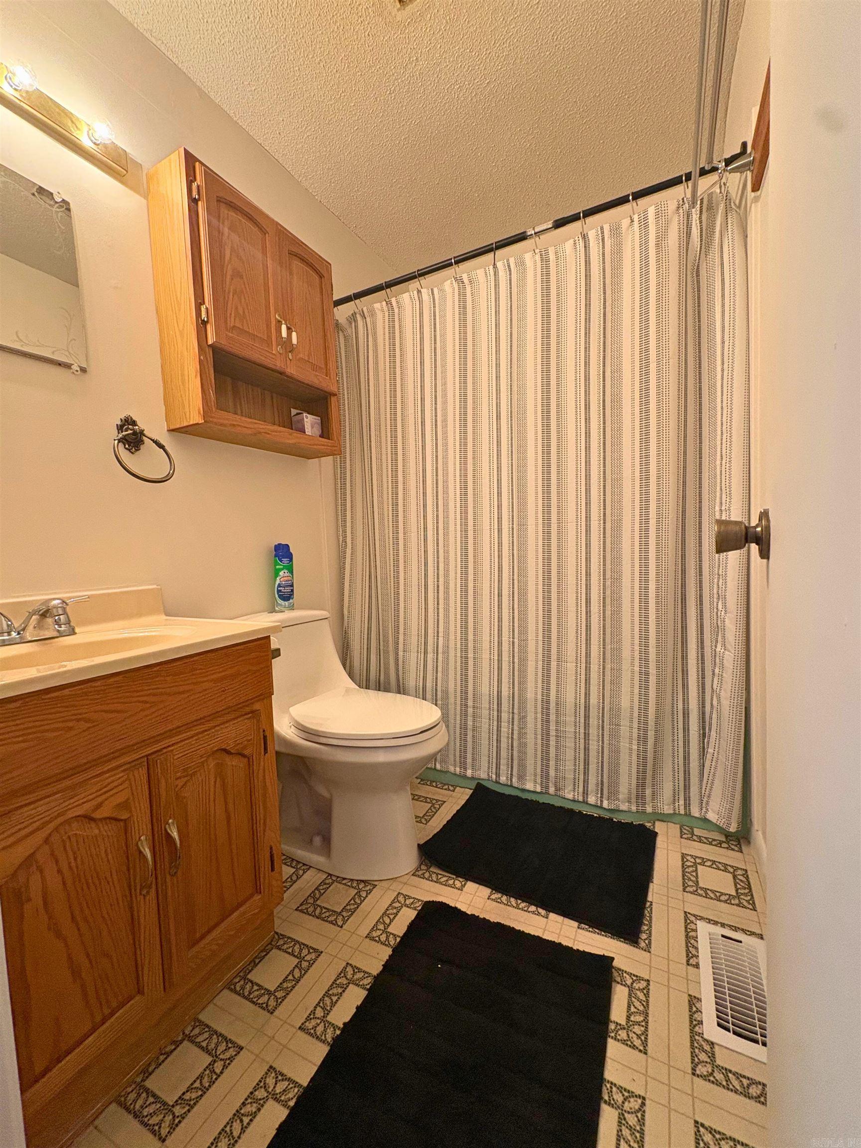 919 W Mueller  Paragould, AR