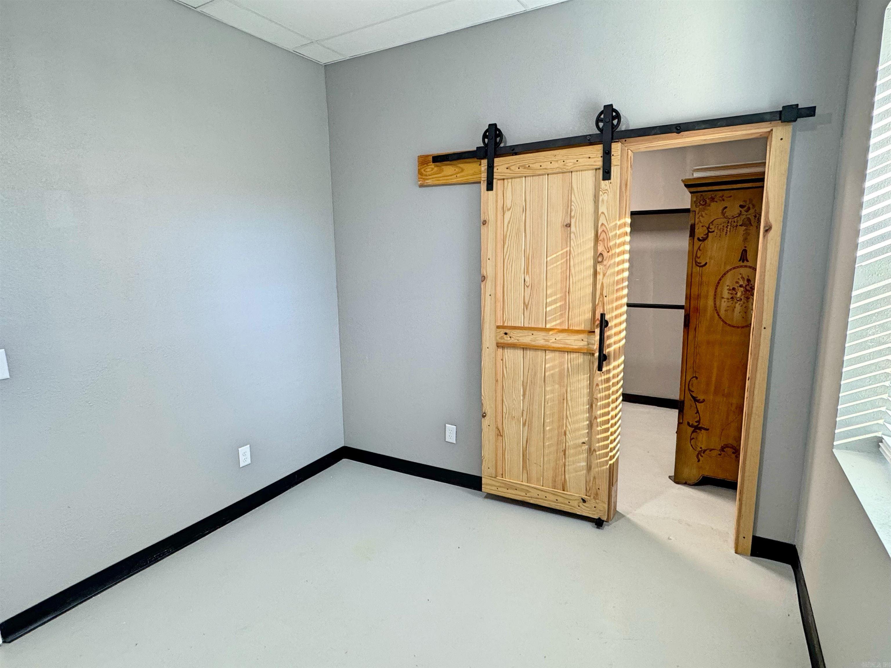 208 W Jefferson St  Mountain View, AR