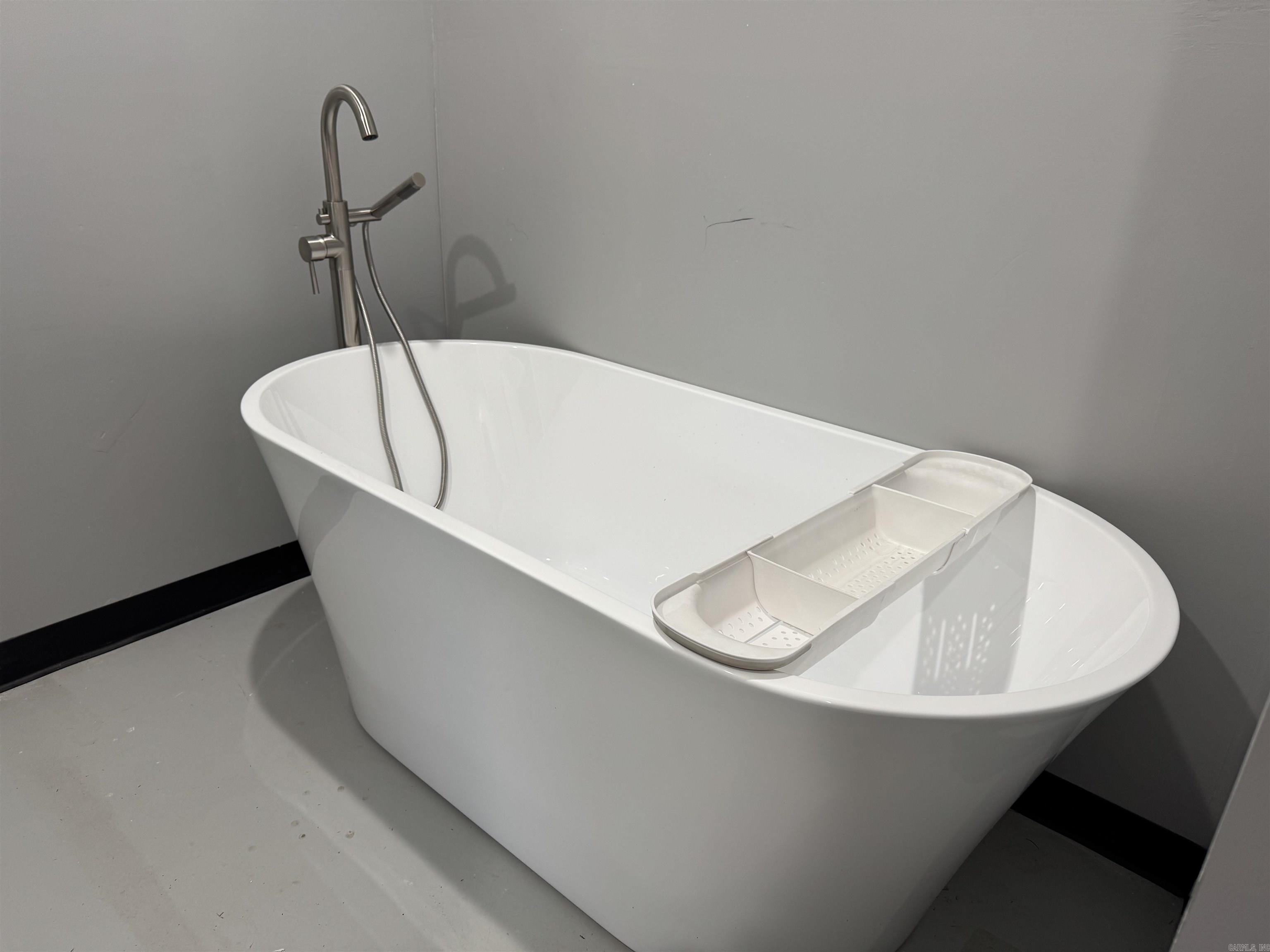 208 W Jefferson St  Mountain View, AR