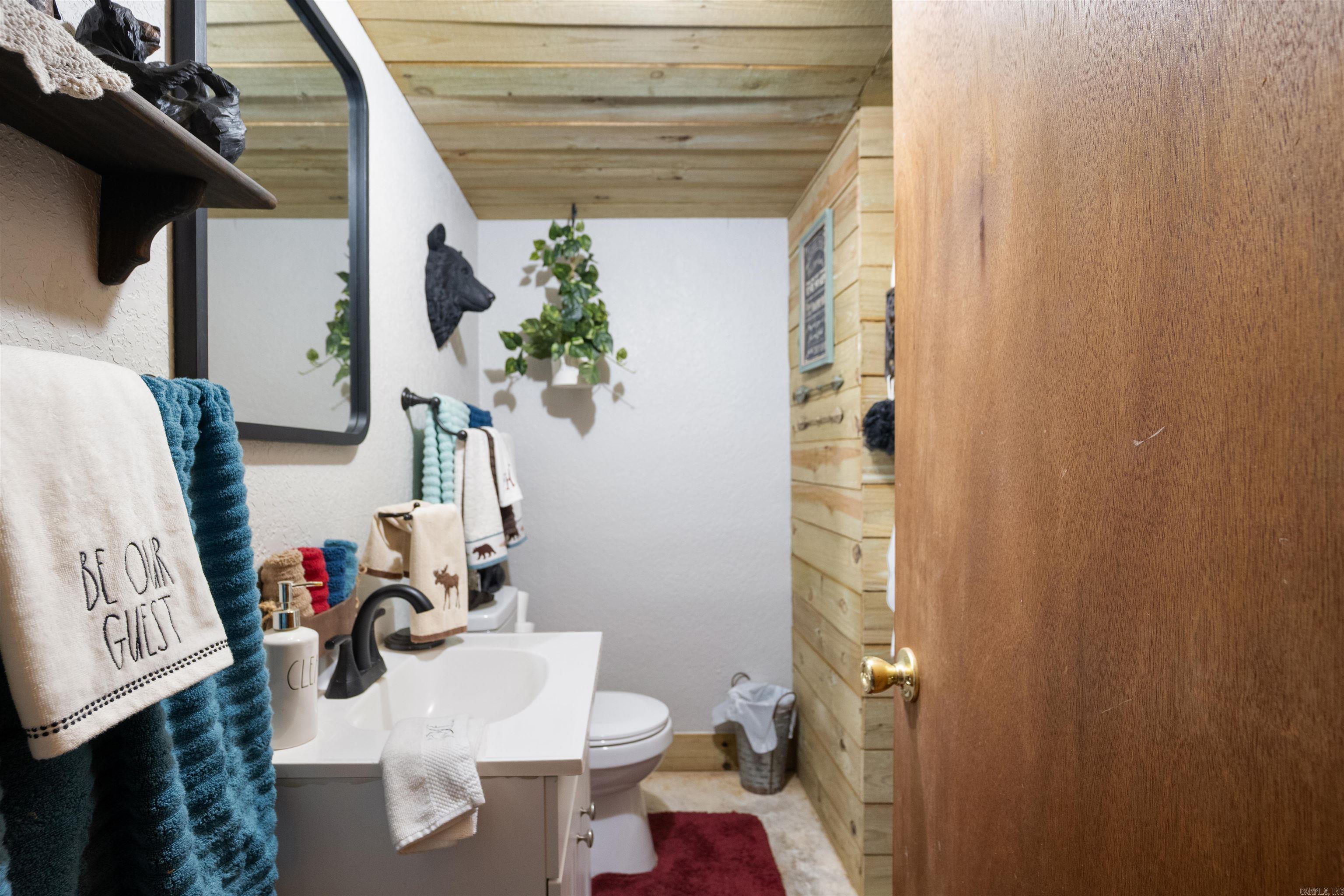 607 Lawrence Road 210  Black Rock, AR