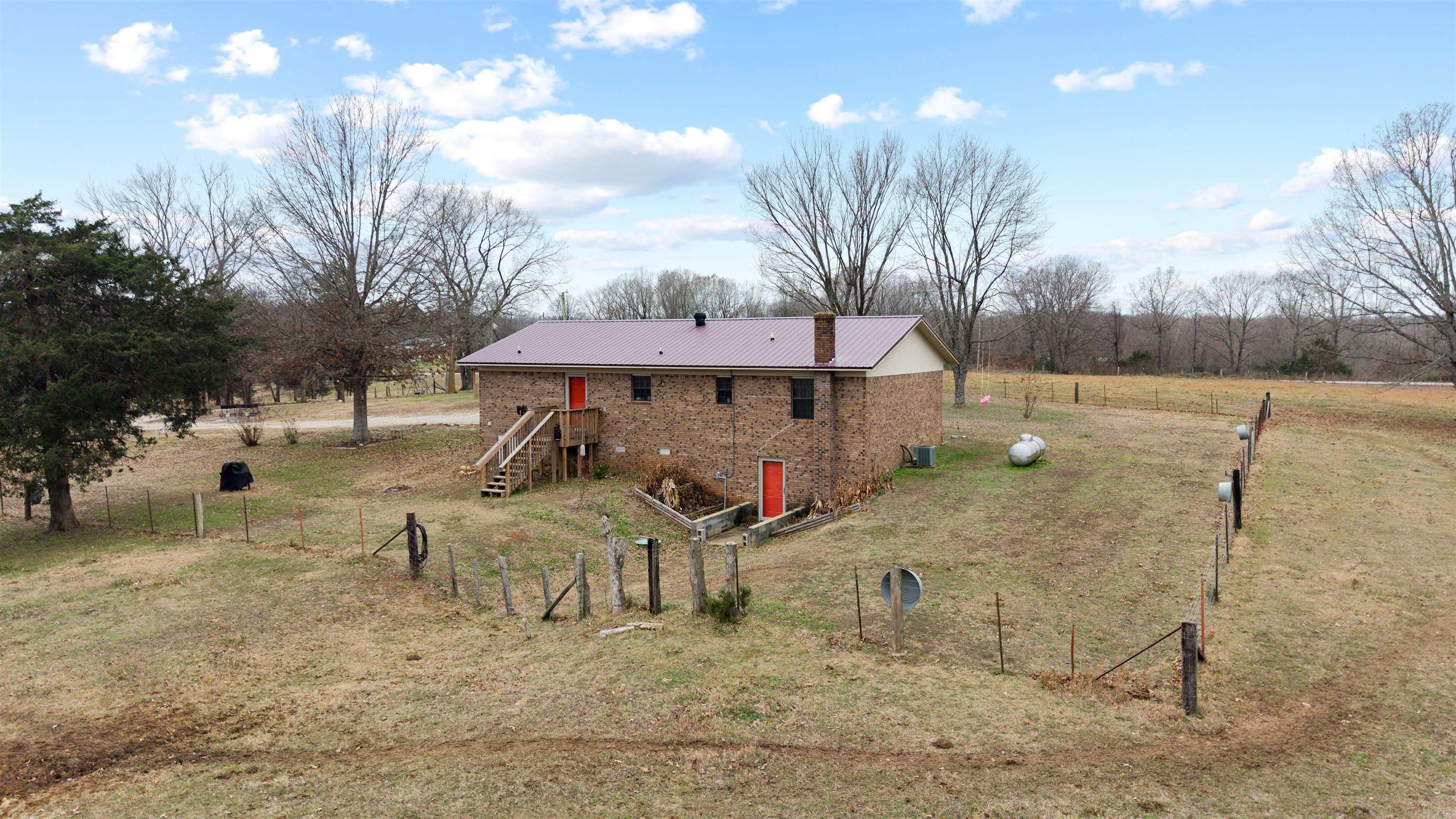 607 Lawrence Road 210  Black Rock, AR