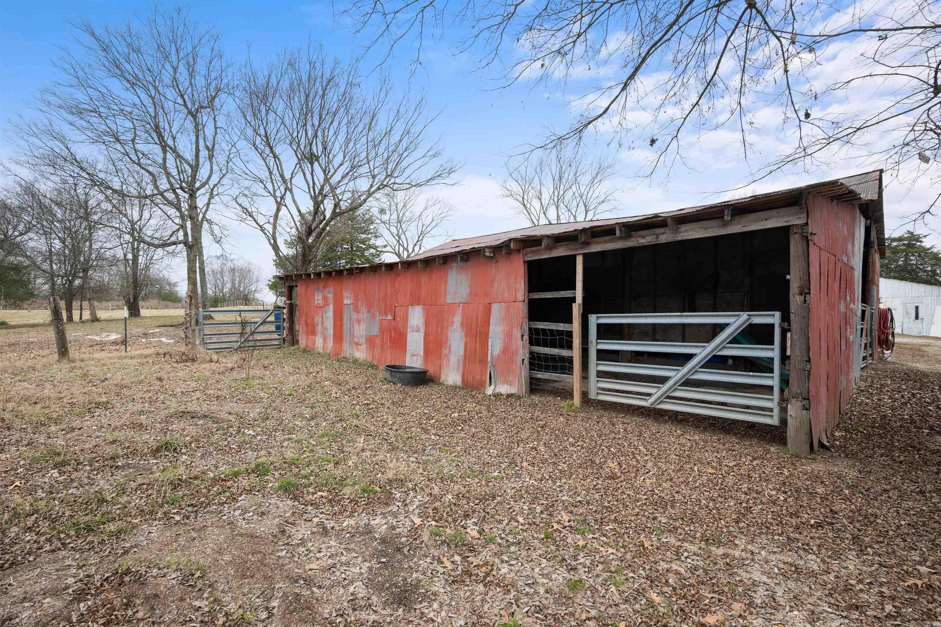 607 Lawrence Road 210  Black Rock, AR