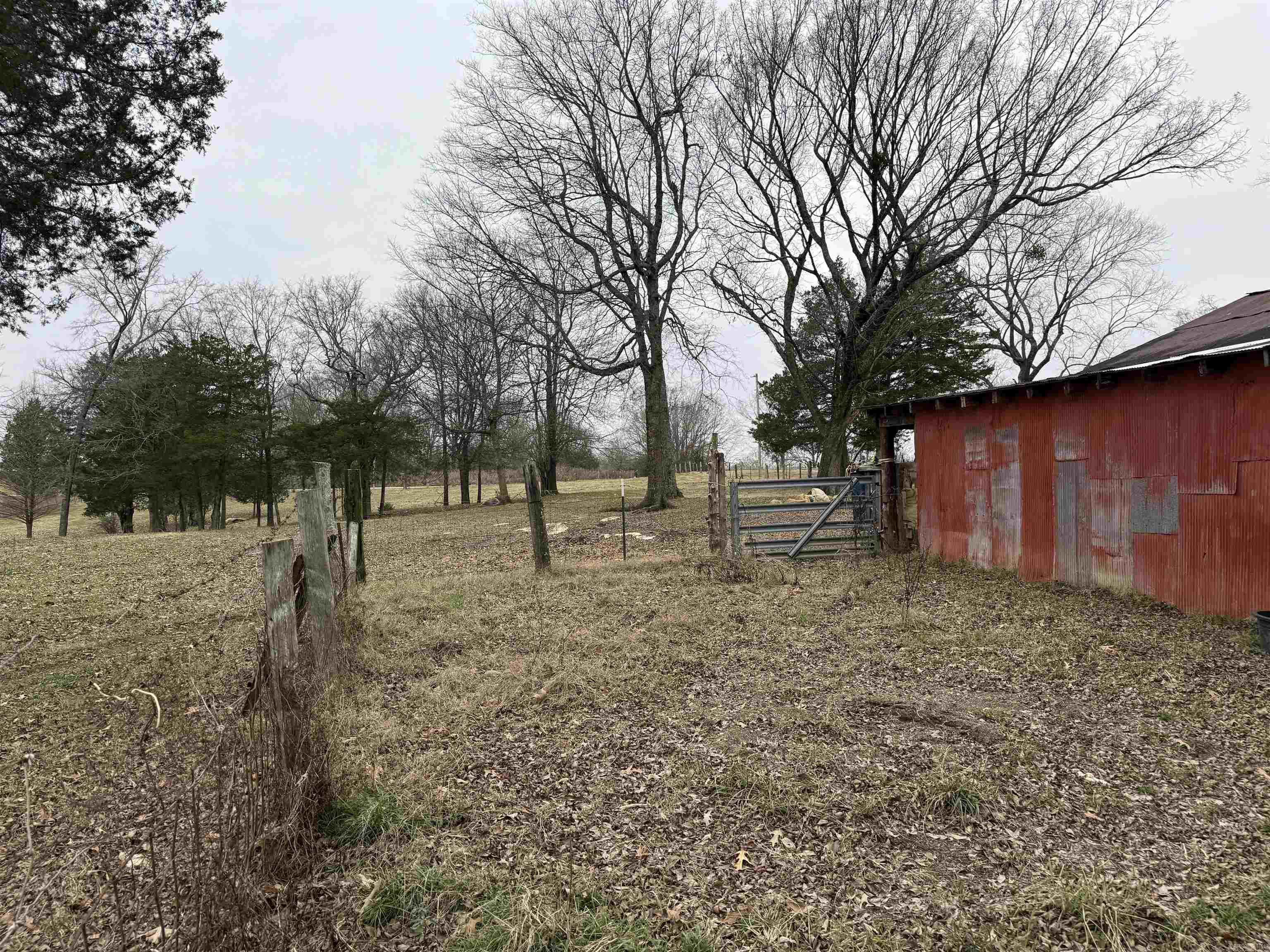 607 Lawrence Road 210  Black Rock, AR