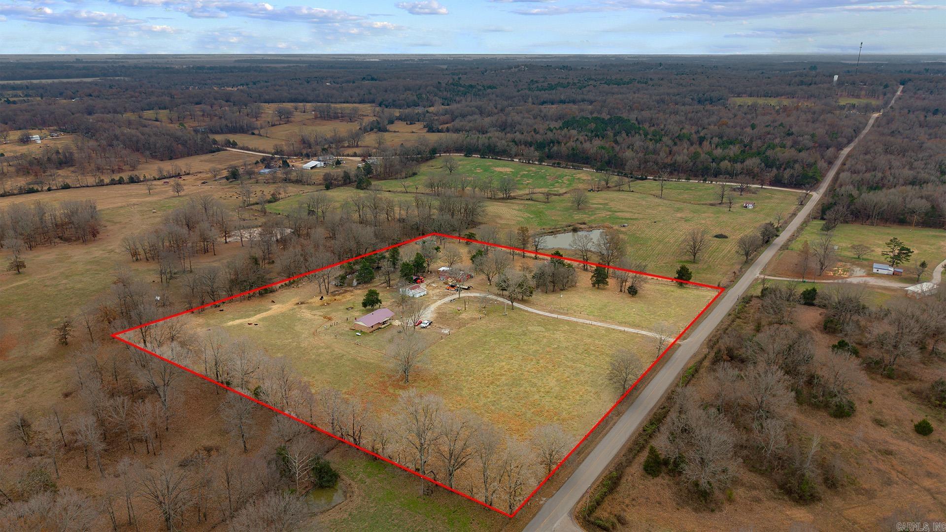 607 Lawrence Road 210  Black Rock, AR