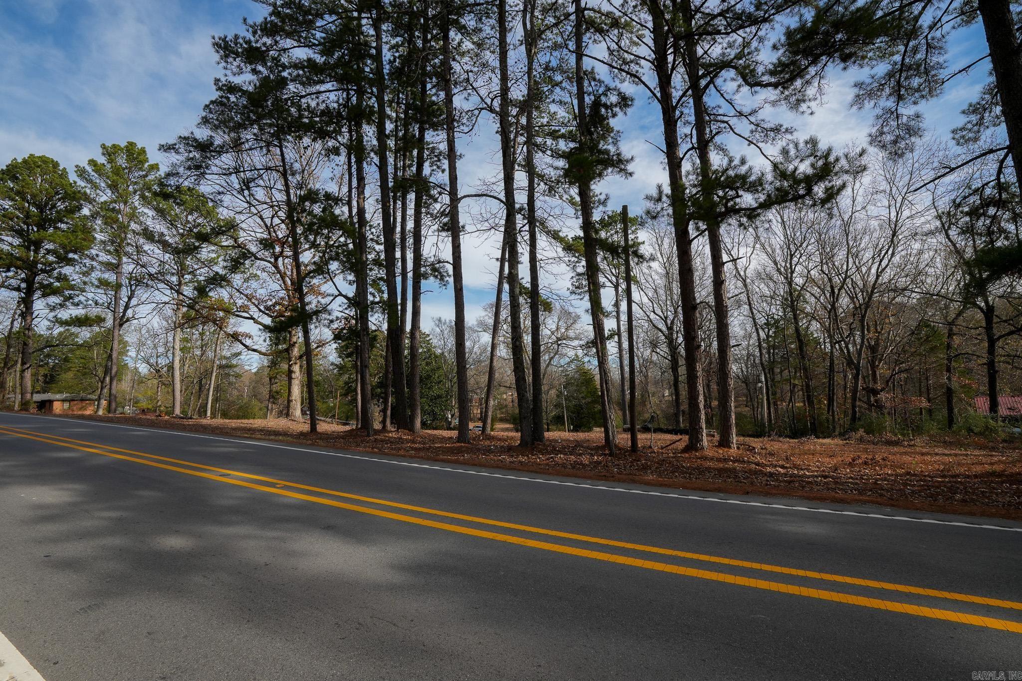 2211 S Chatfield  Benton, AR