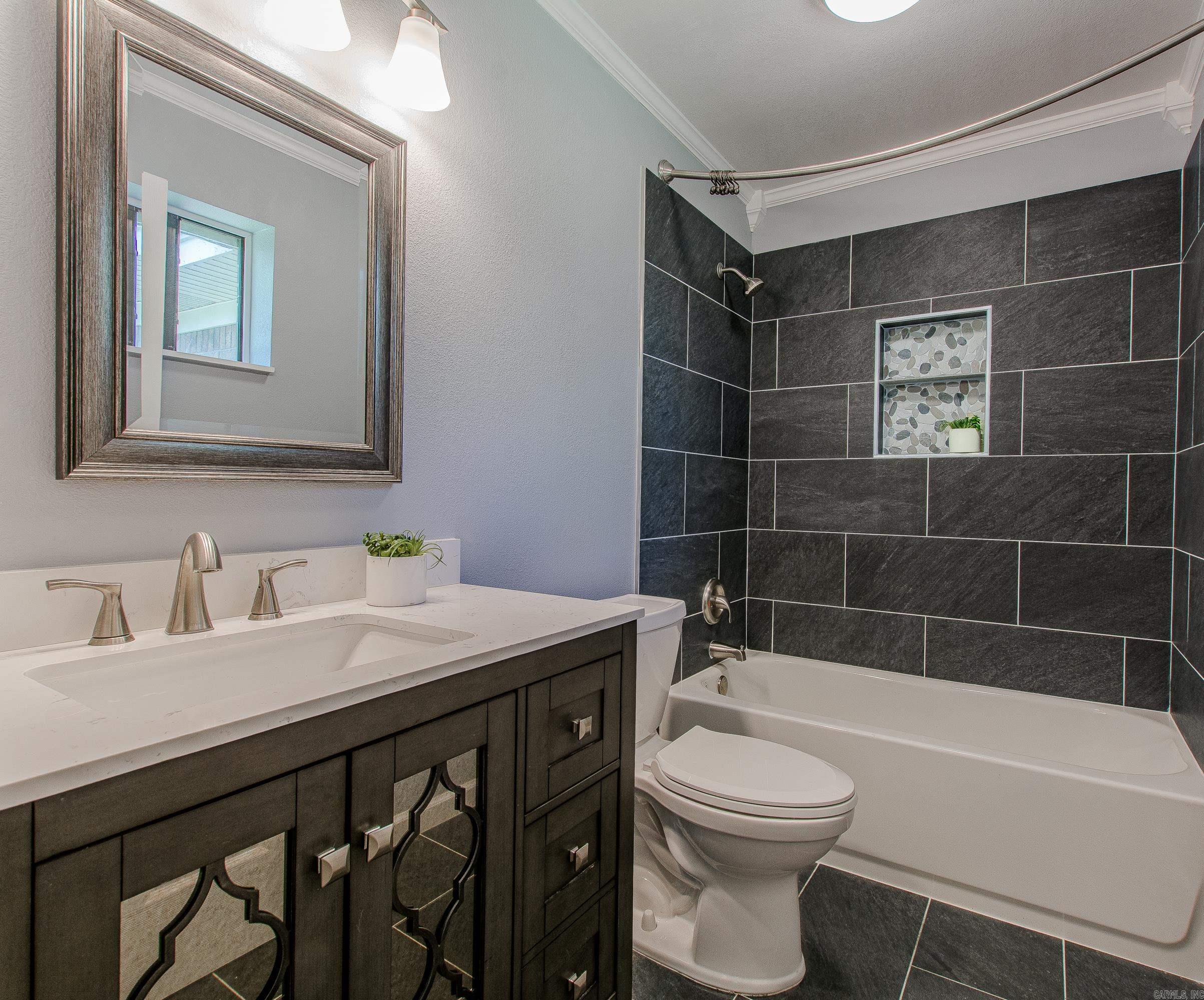 874 Harver Hills  Malvern, AR