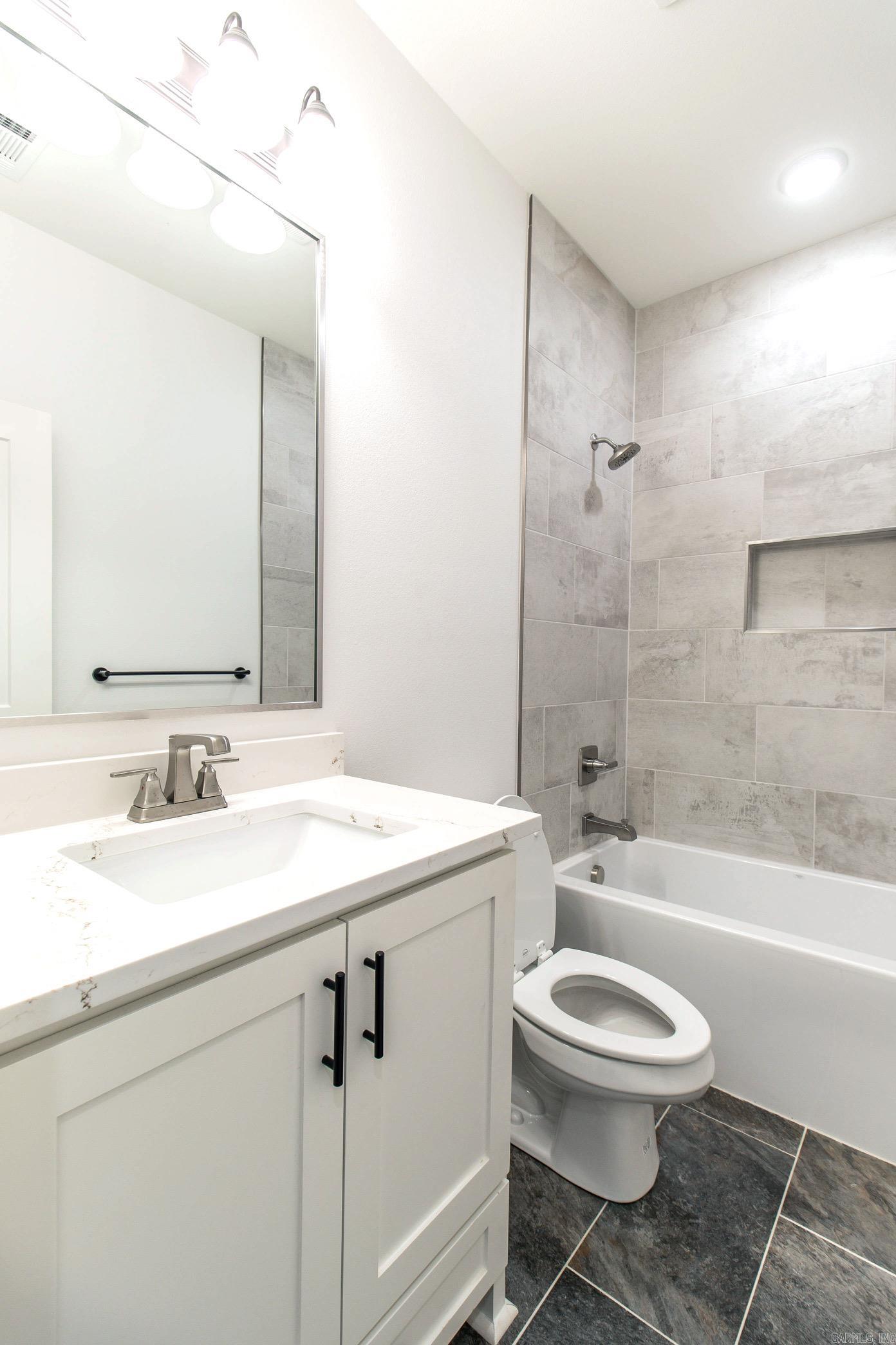 4005 Doler  Benton, AR