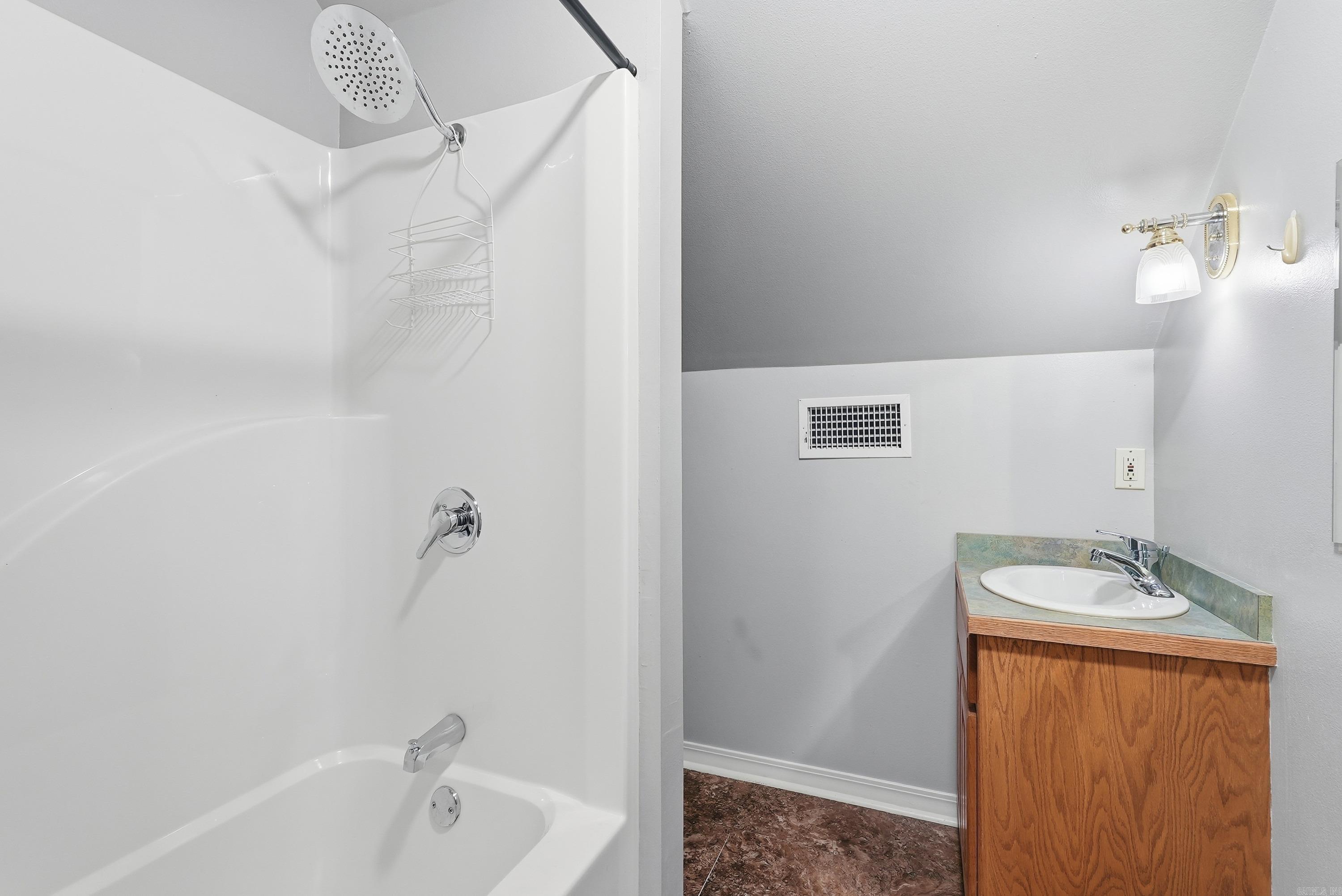 7 Night Owl Lane  Greenbrier, AR