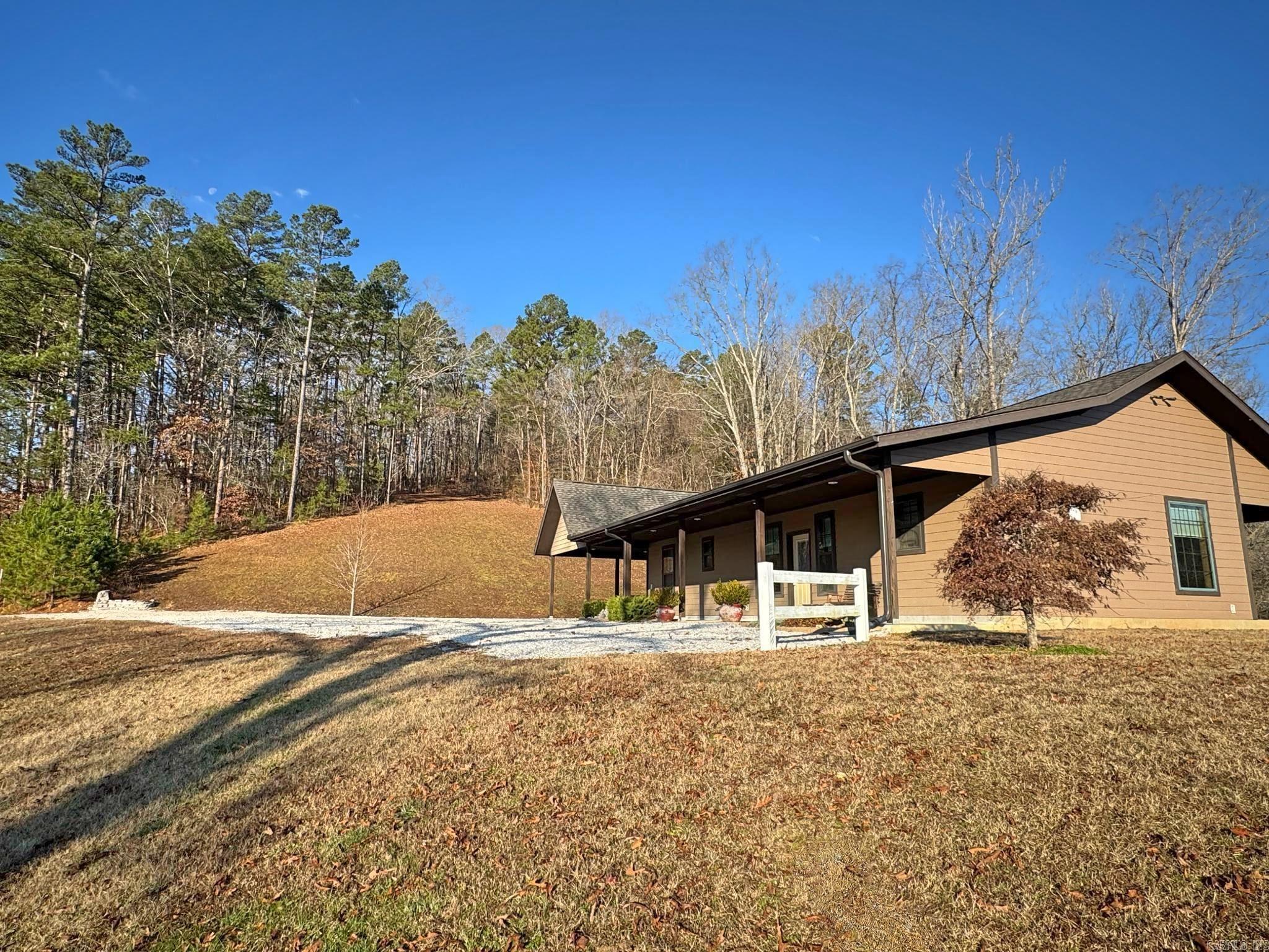 8465 Herpel Rd  Mountain View, AR