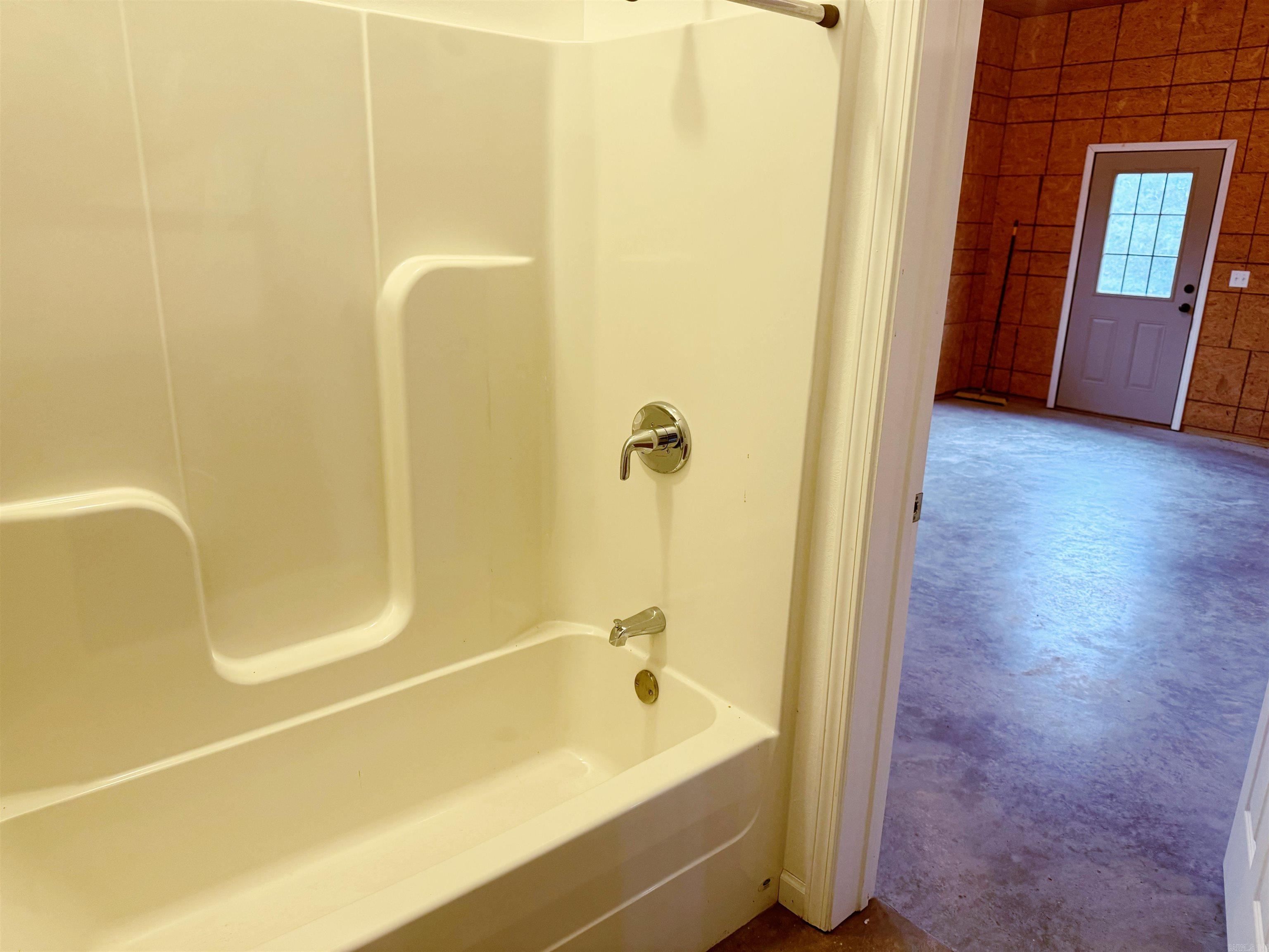 8465 Herpel Rd  Mountain View, AR