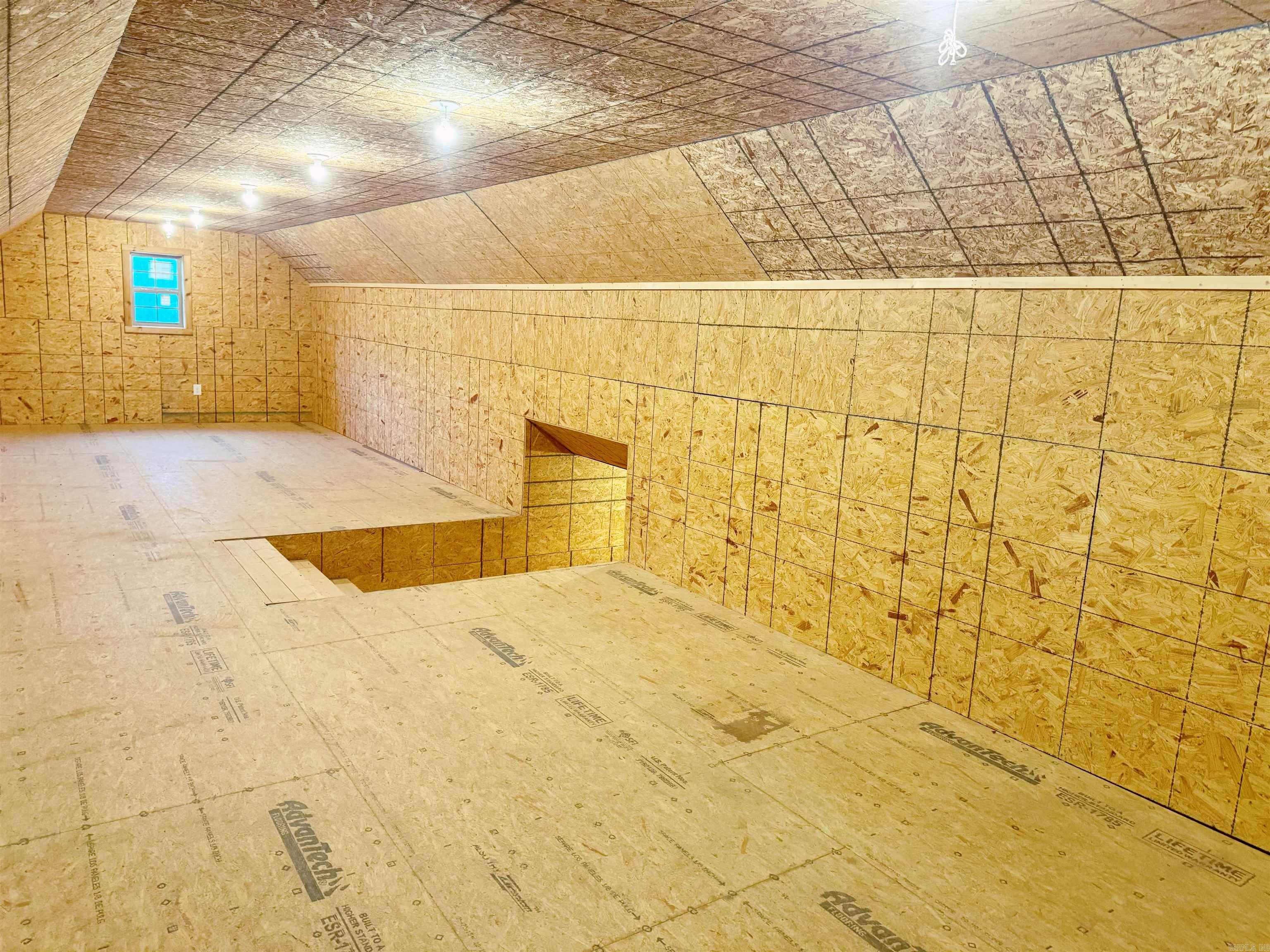 8465 Herpel Rd  Mountain View, AR