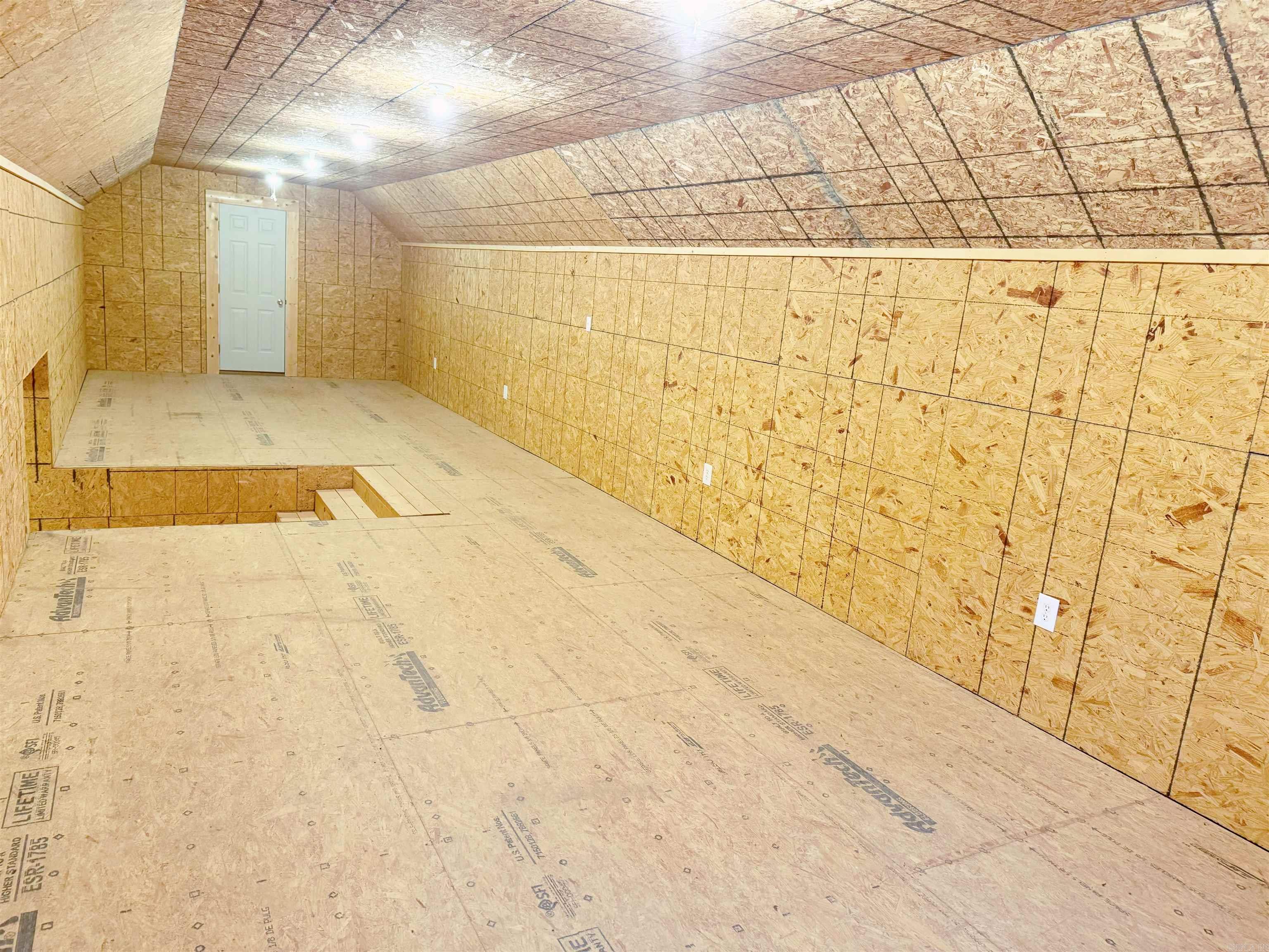 8465 Herpel Rd  Mountain View, AR