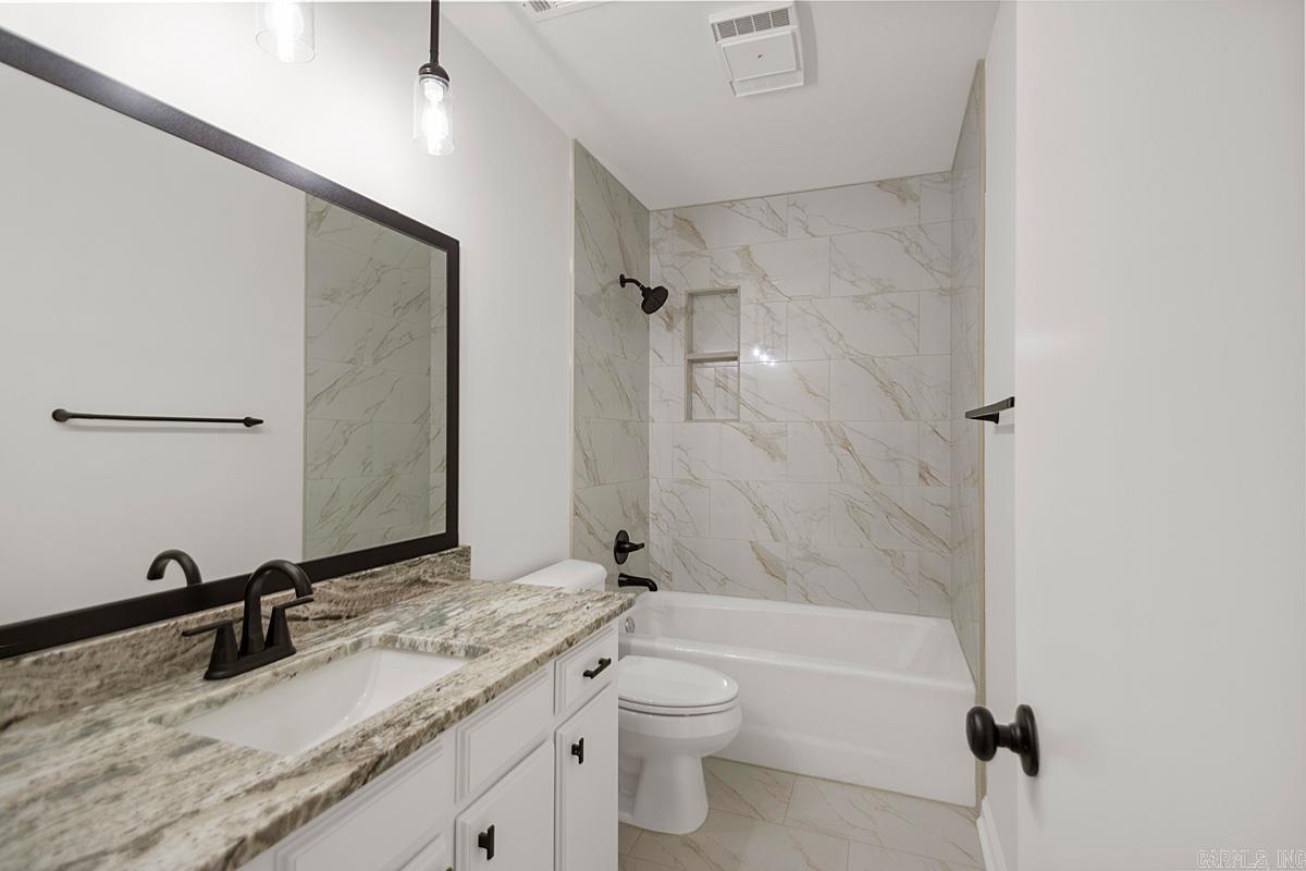 3921 Sierra Forest  Little Rock, AR