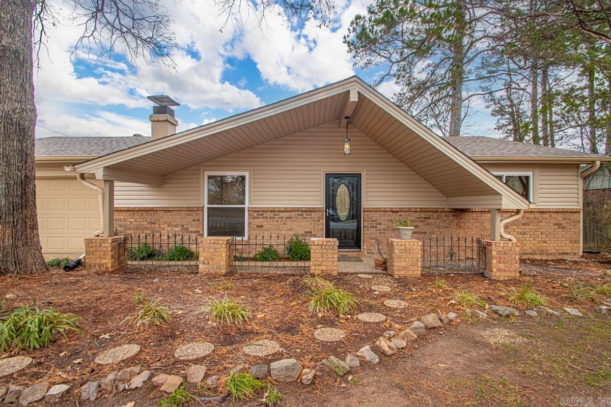 3921 Sierra Forest  Little Rock, AR