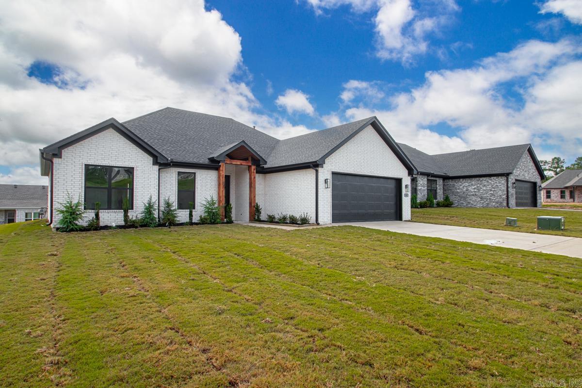 105 Dylan  Benton, AR