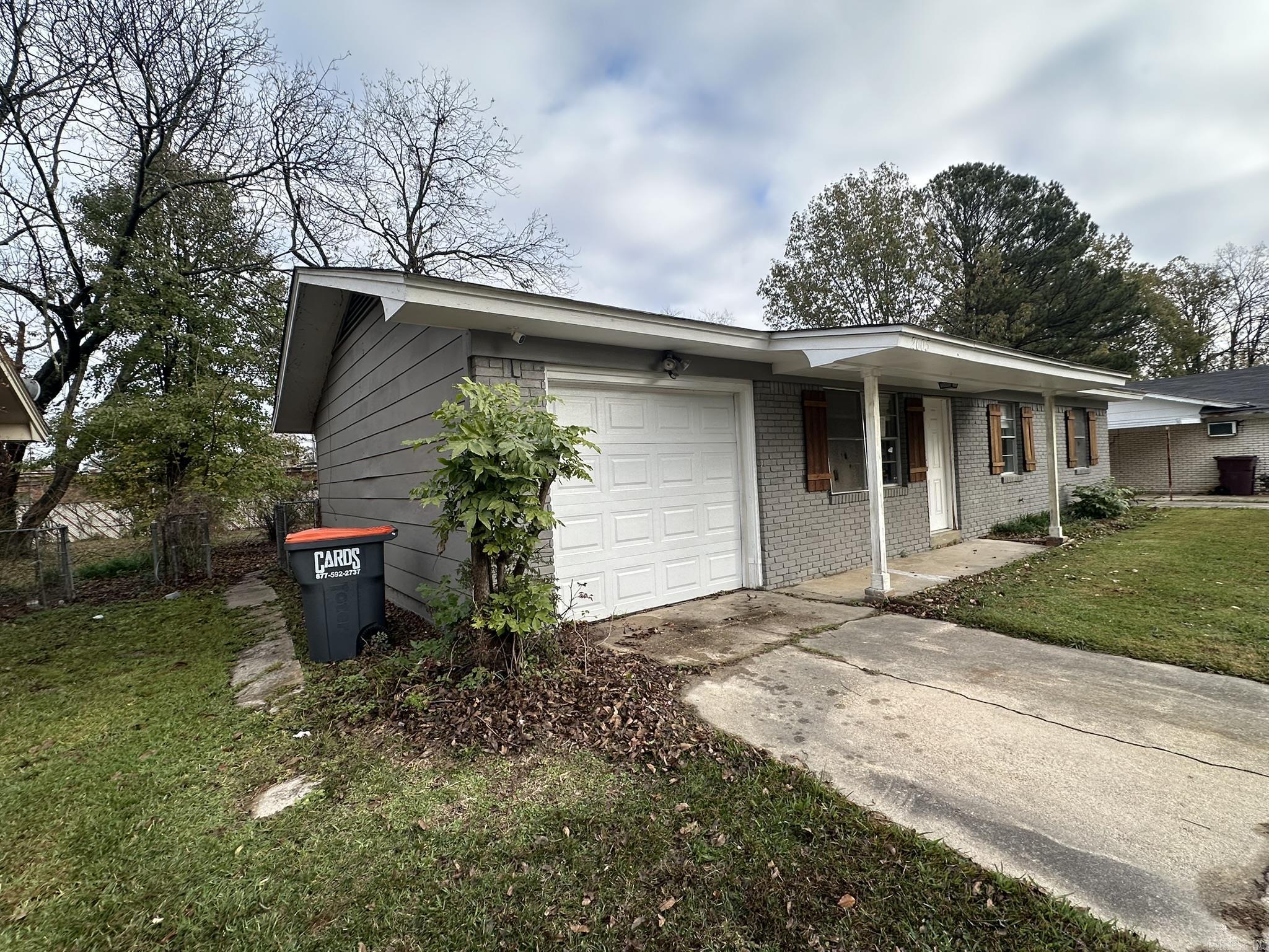 2605 W 37TH  Pine Bluff, AR