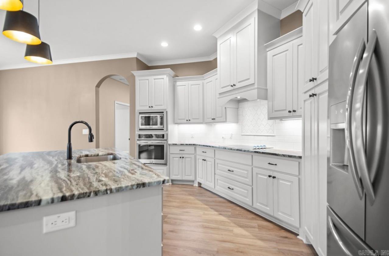 517 Creekside  Bryant, AR