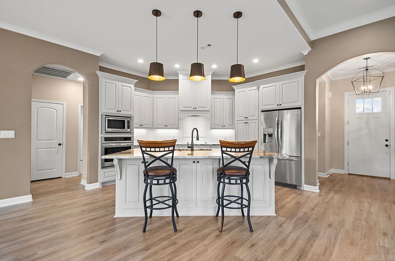 517 Creekside  Bryant, AR