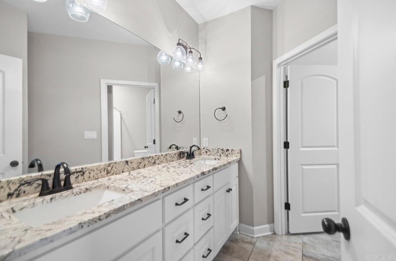 517 Creekside  Bryant, AR