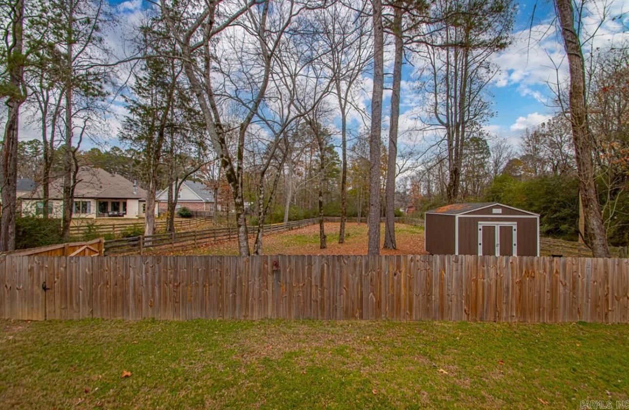 517 Creekside  Bryant, AR