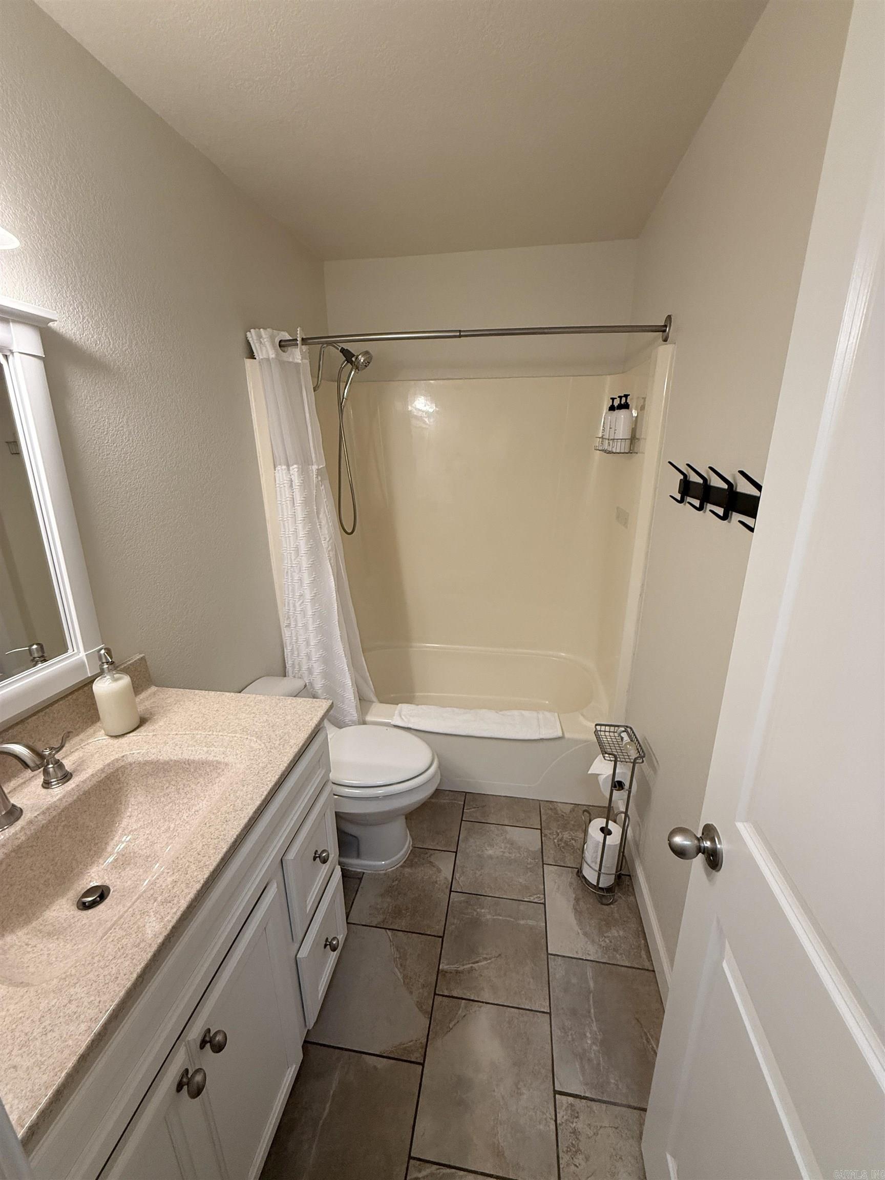 104 Chelsea Dr.  Fairfield Bay, AR