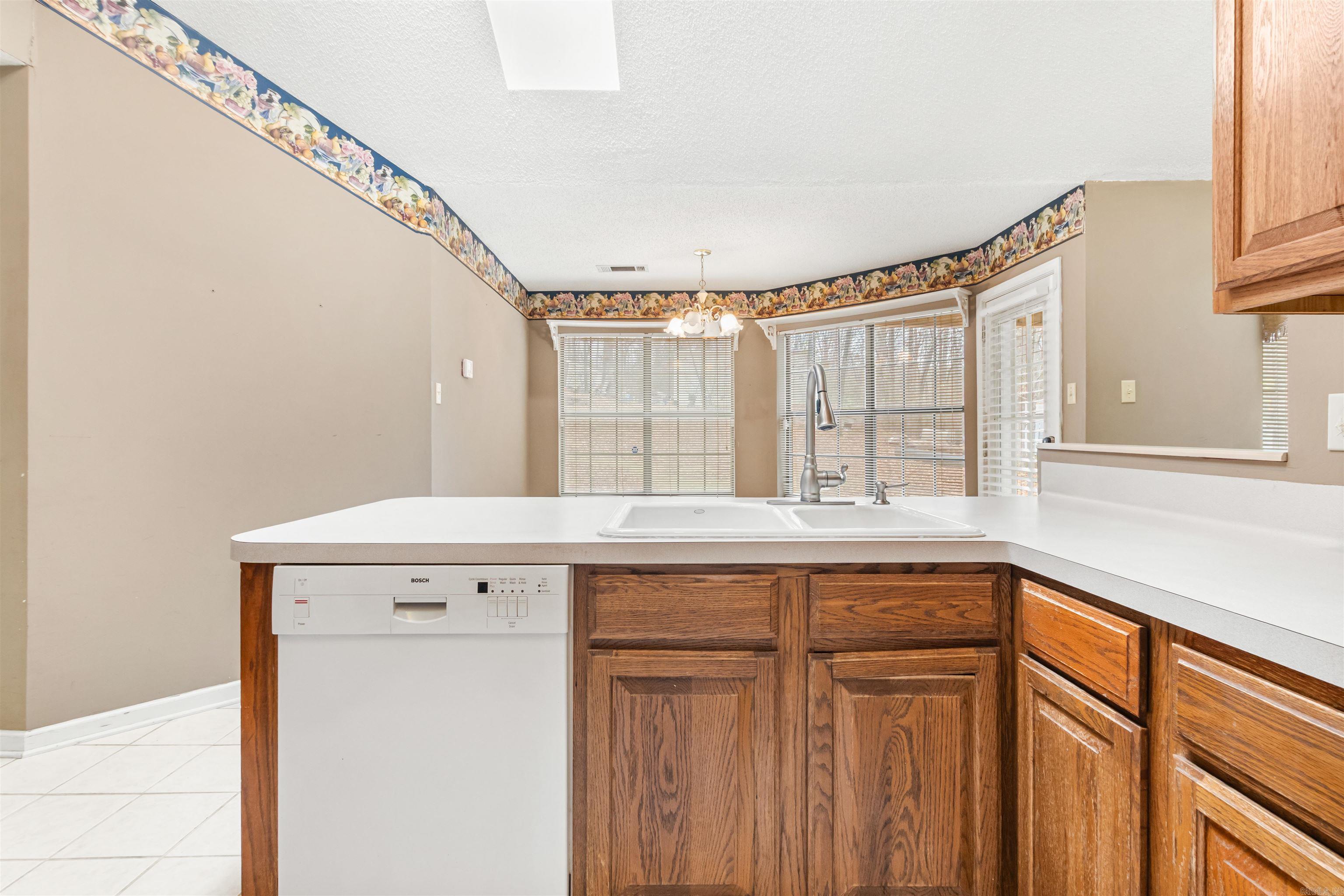 296 Deer Creek  Cabot, AR