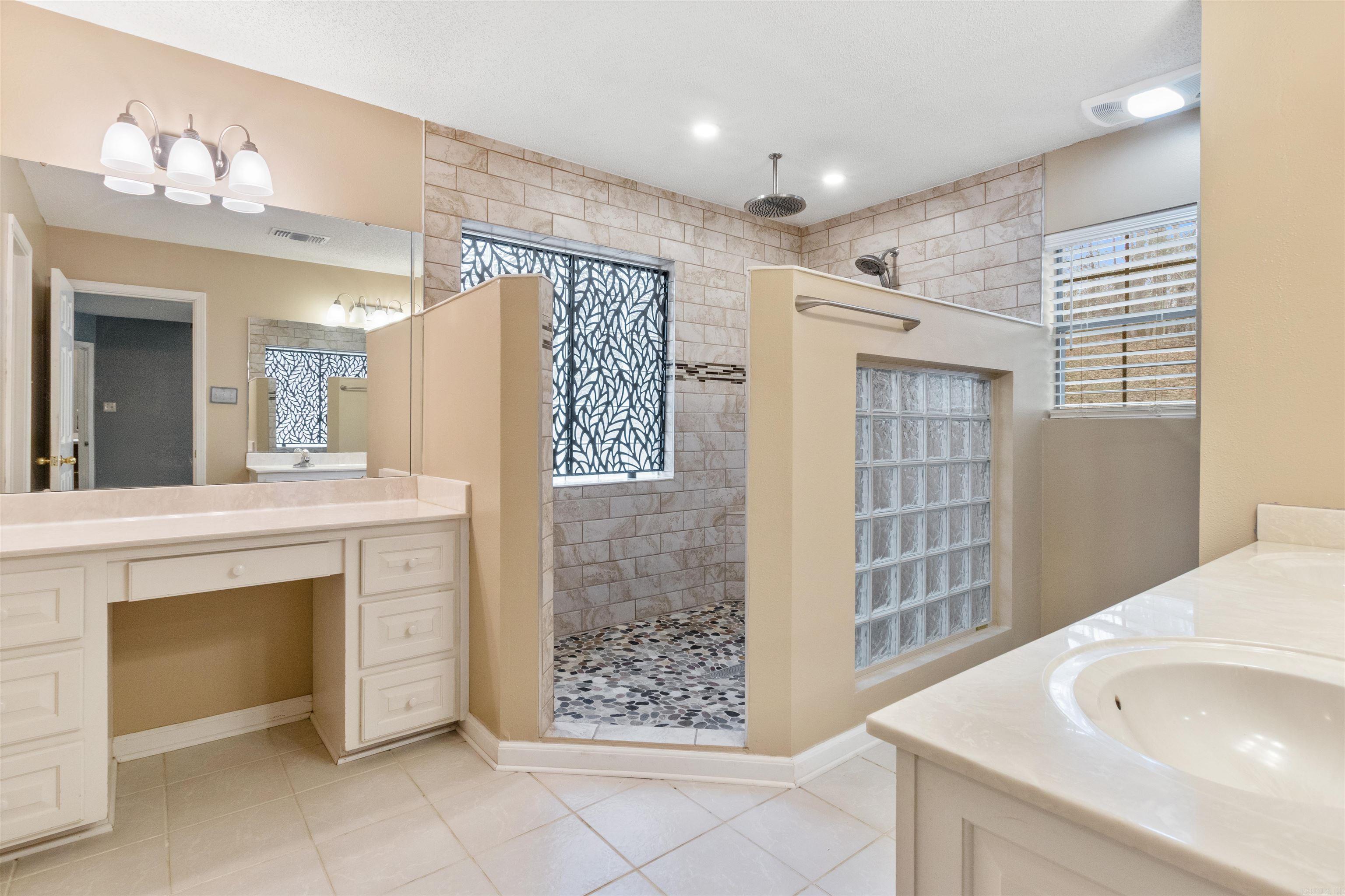 296 Deer Creek  Cabot, AR