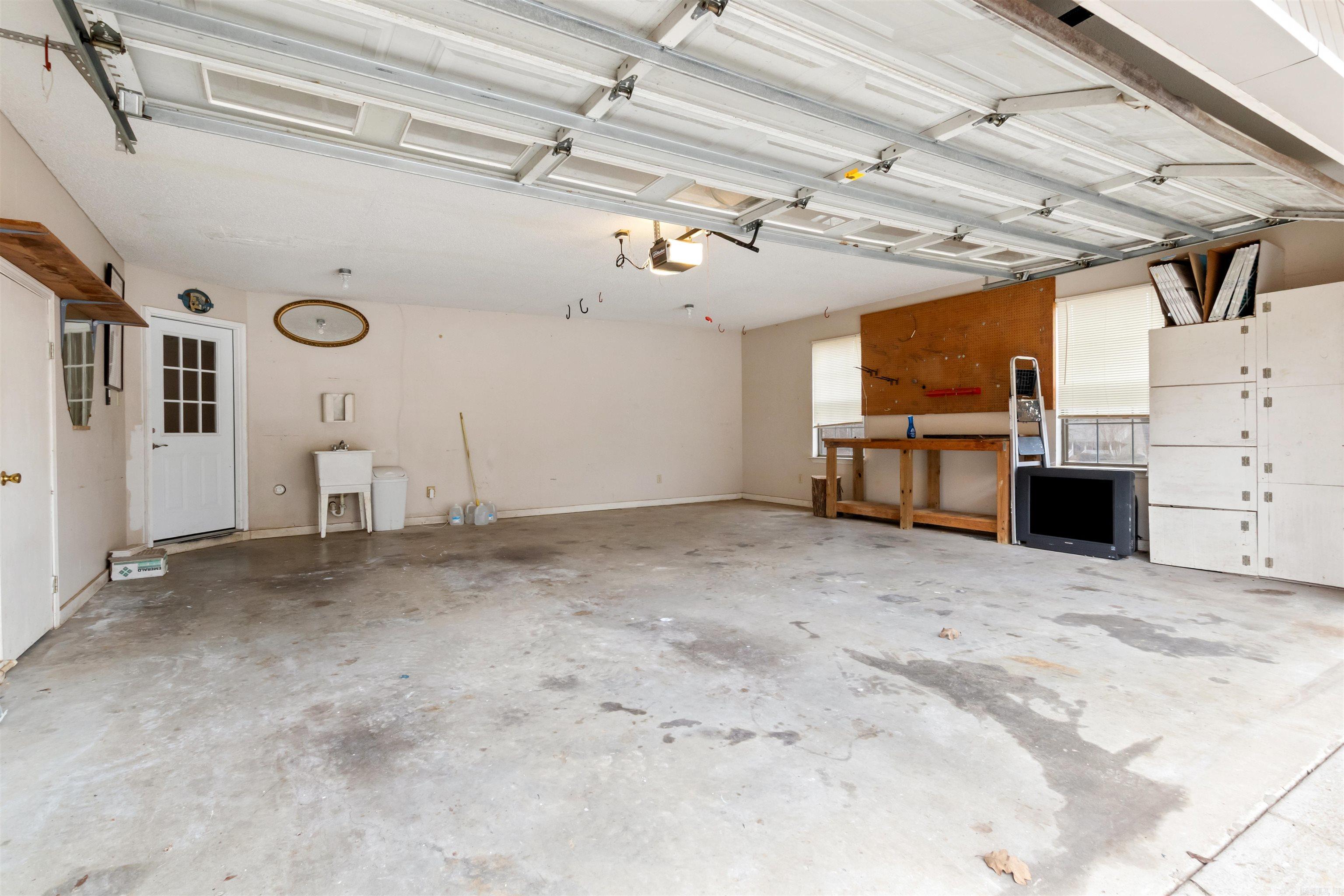 296 Deer Creek  Cabot, AR