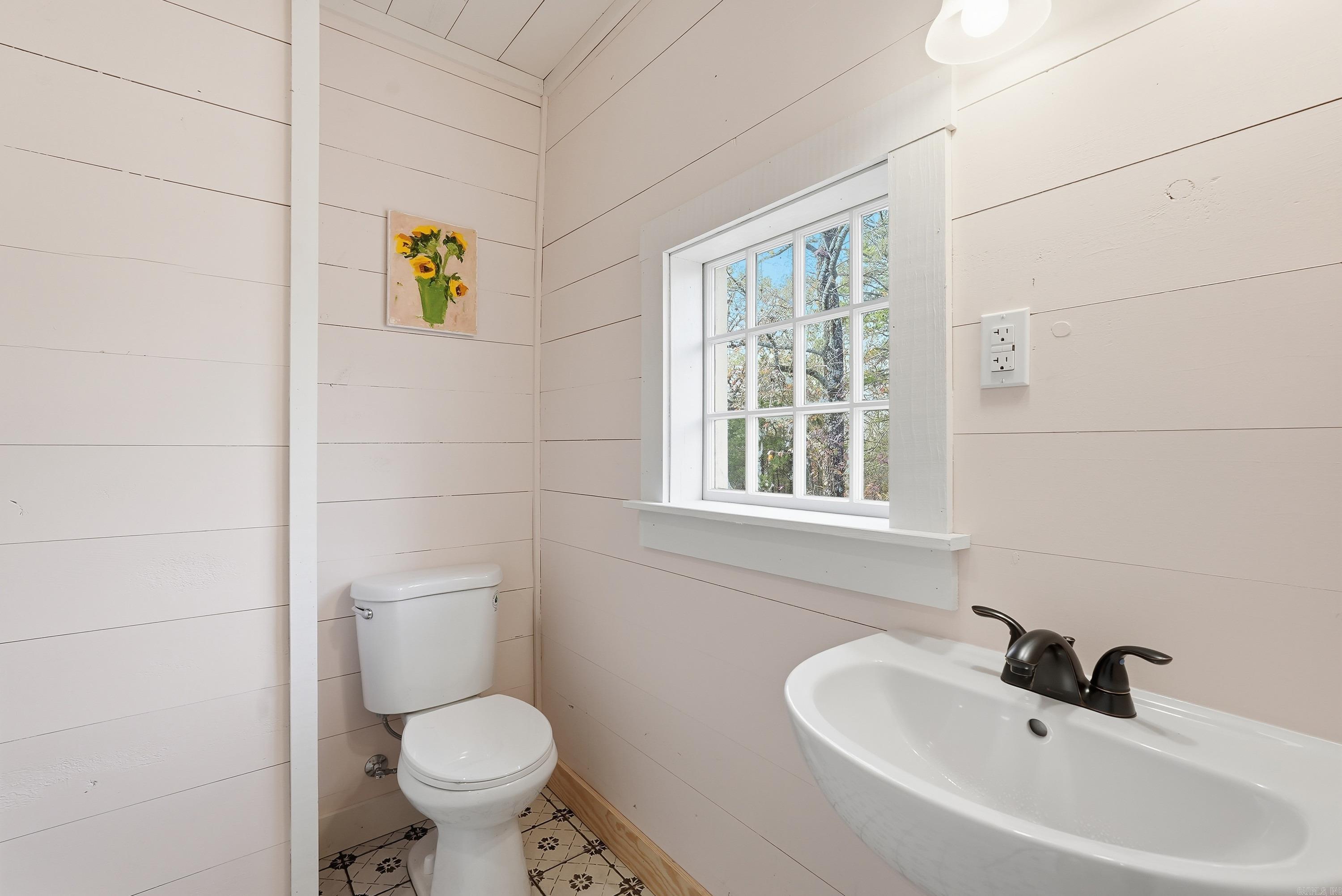 95 Kara Cove Vilonia, AR 72173