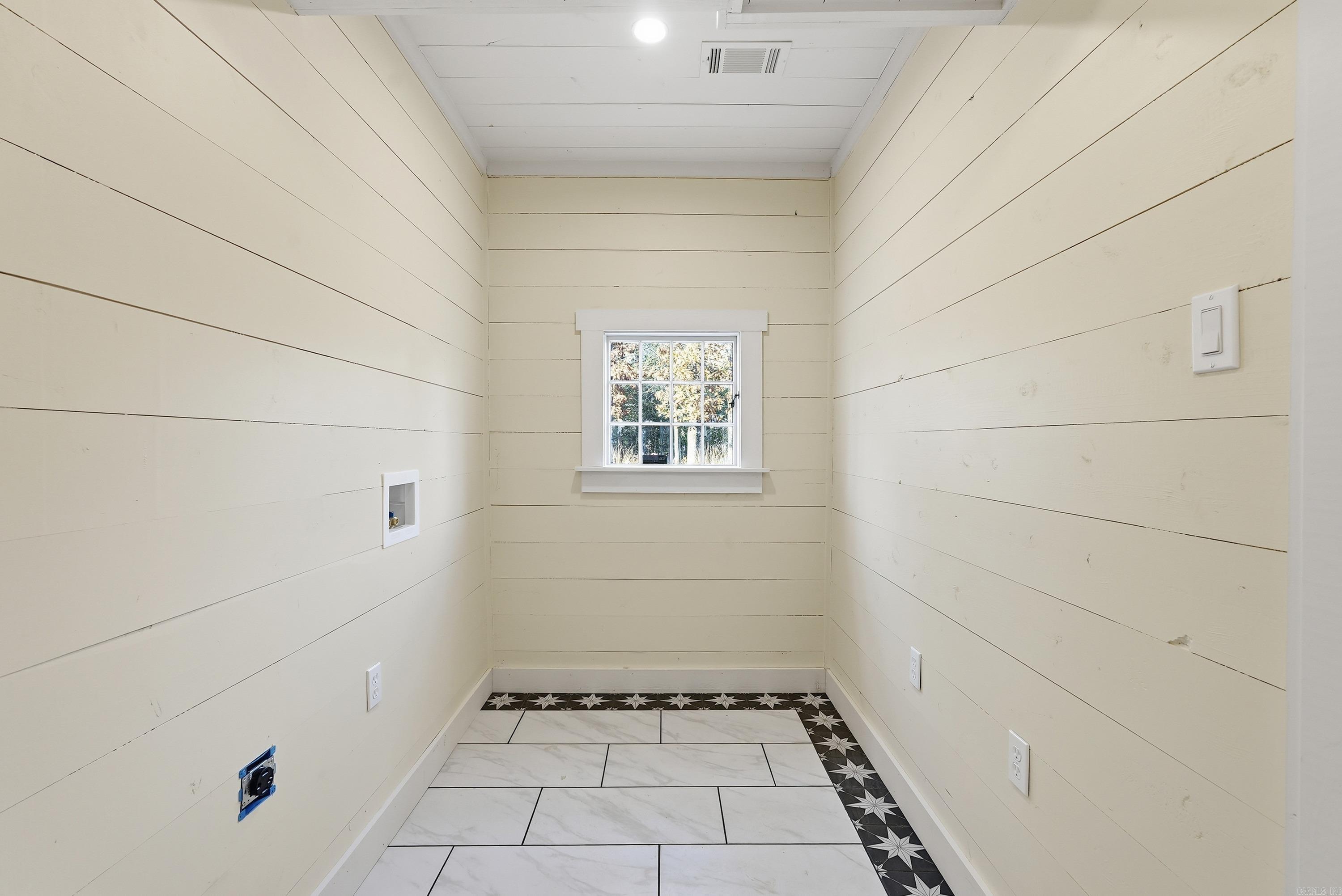 95 Kara Cove Vilonia, AR 72173