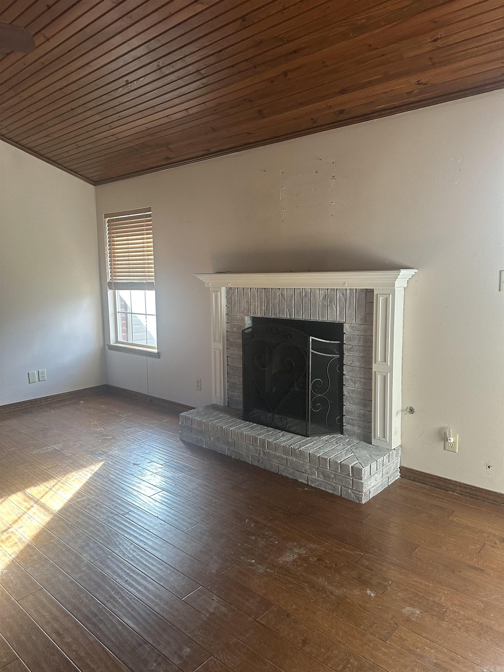 31 Crosswind  Ward, AR