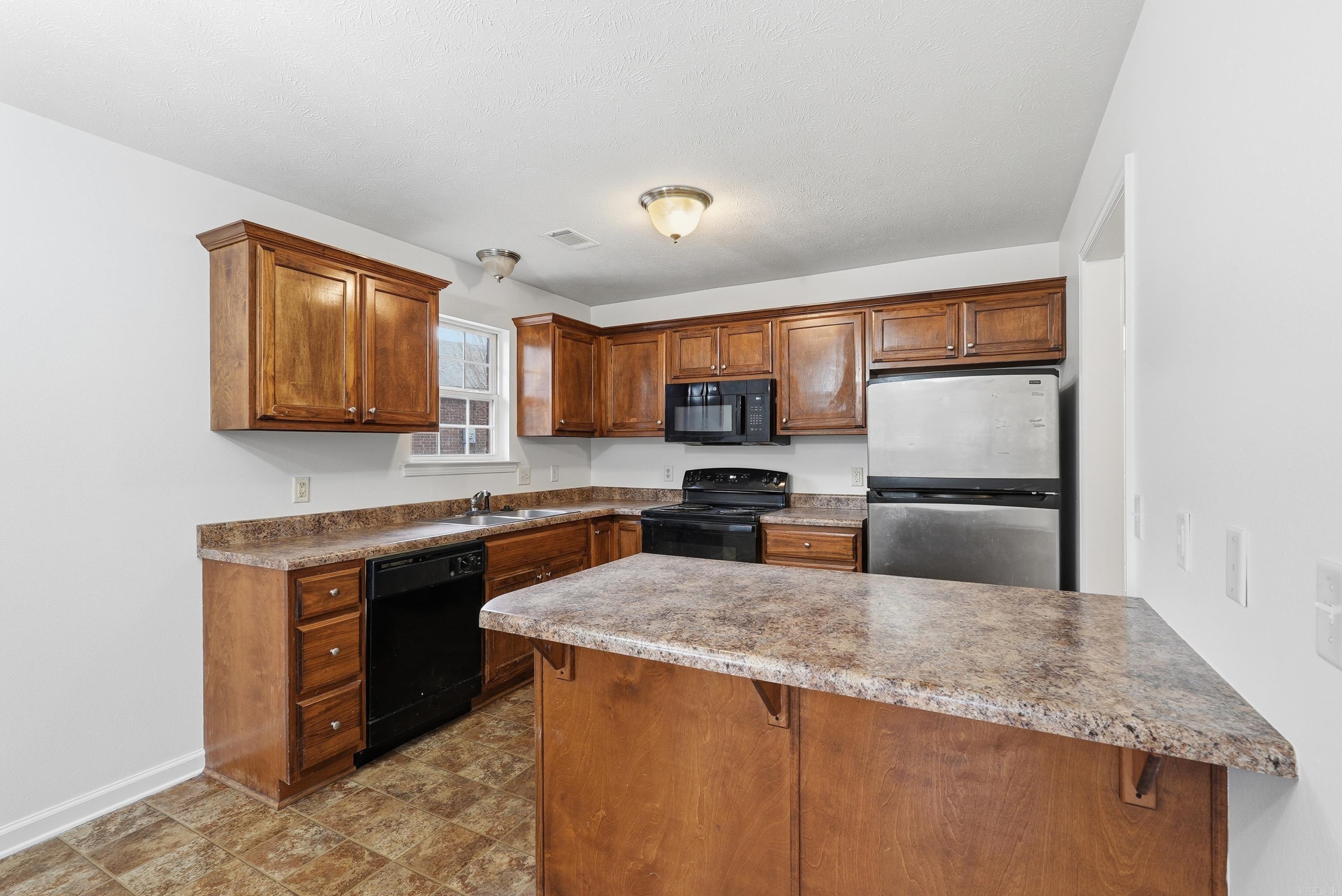 24 Donna Kay  Greenbrier, AR