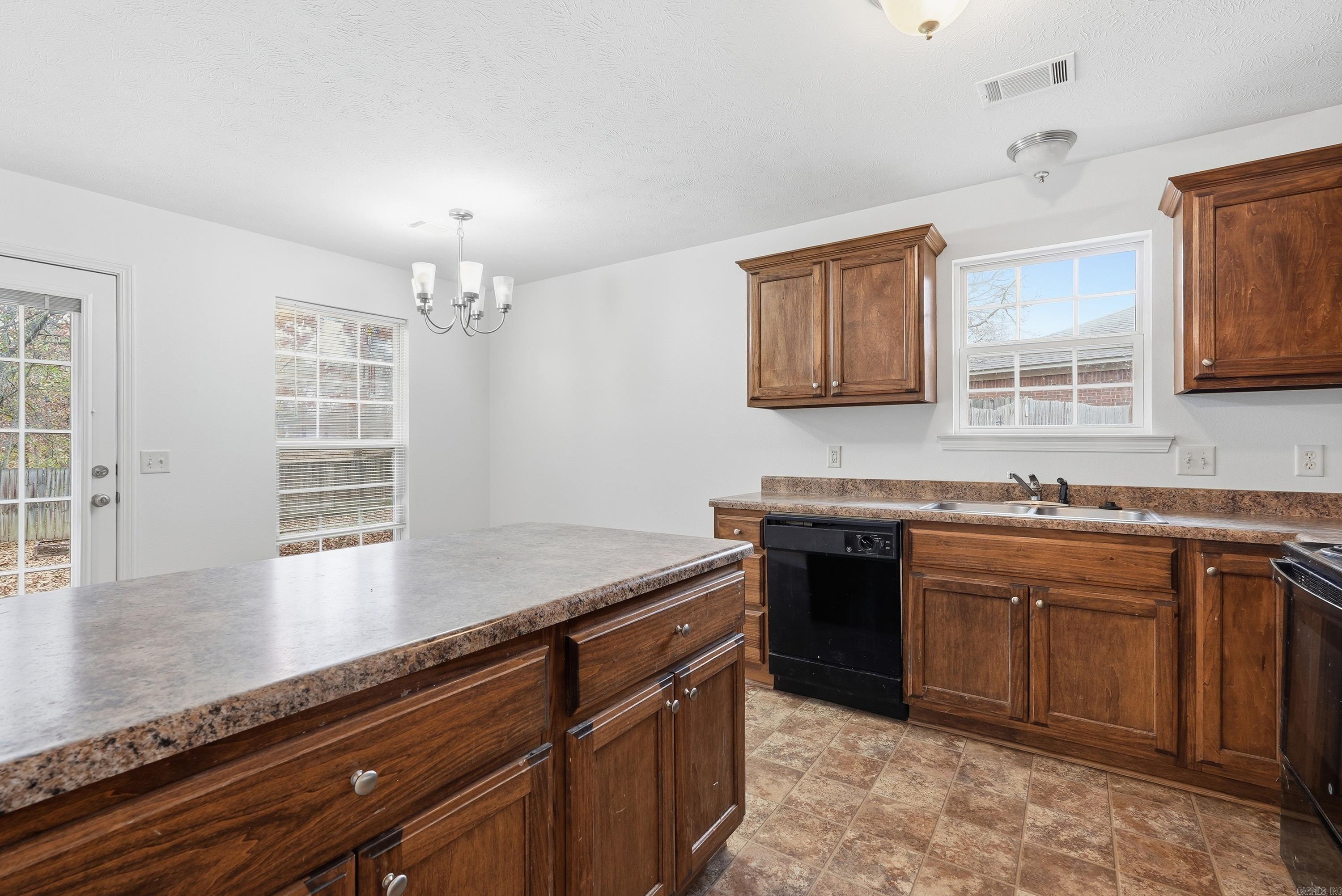 24 Donna Kay  Greenbrier, AR