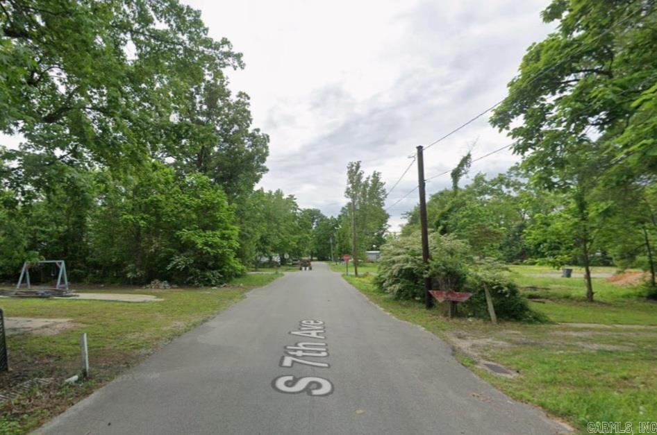 606 S 7th  Paragould, AR